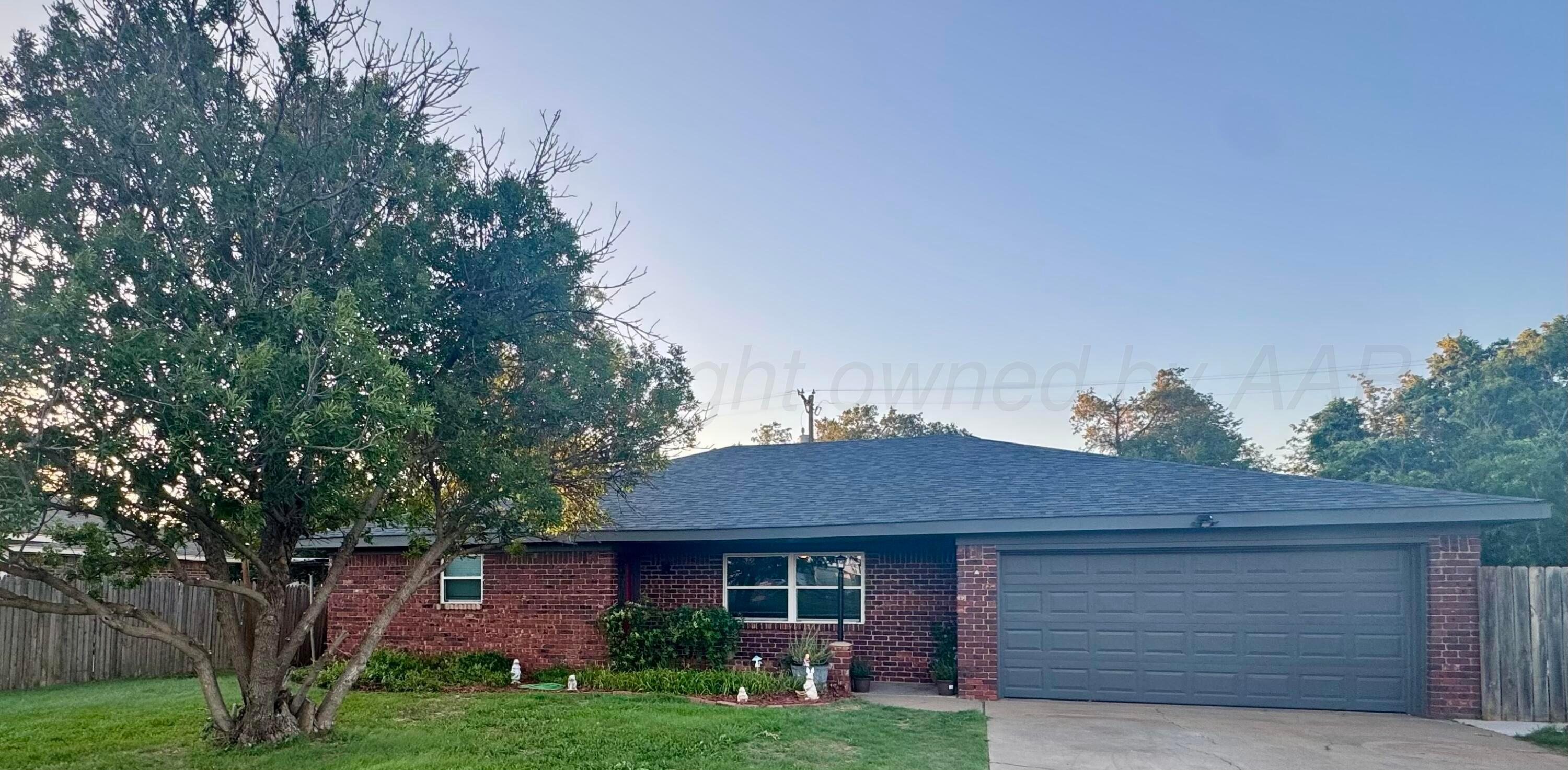 4836 Hillside Road Property Photo 1