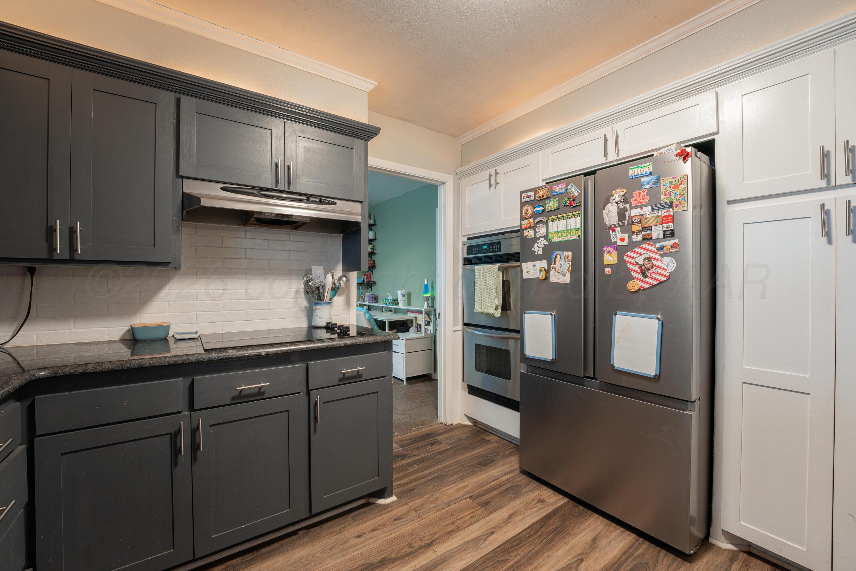 4836 Hillside Road Property Photo 13