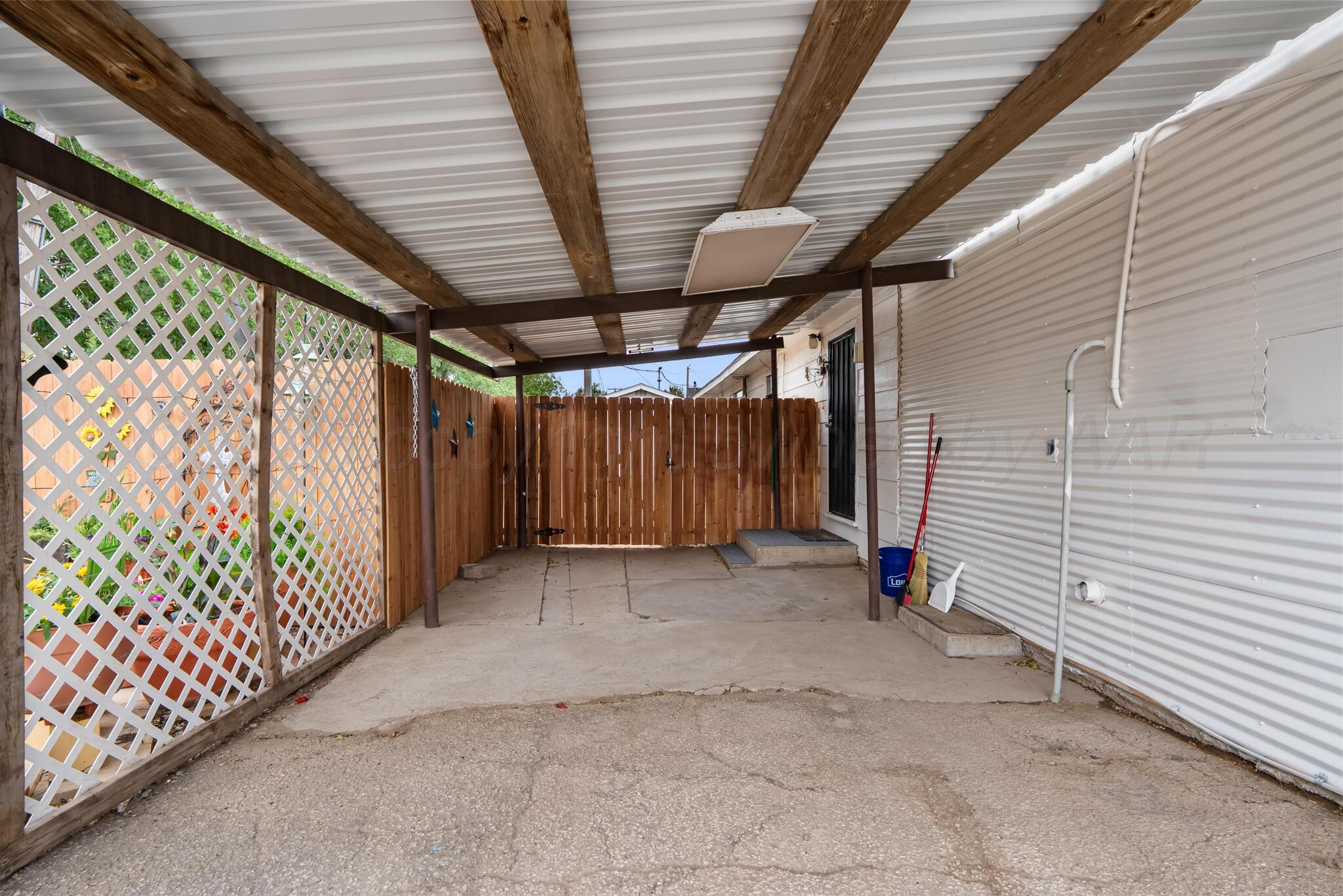 834 N Dumas Avenue Property Photo 29