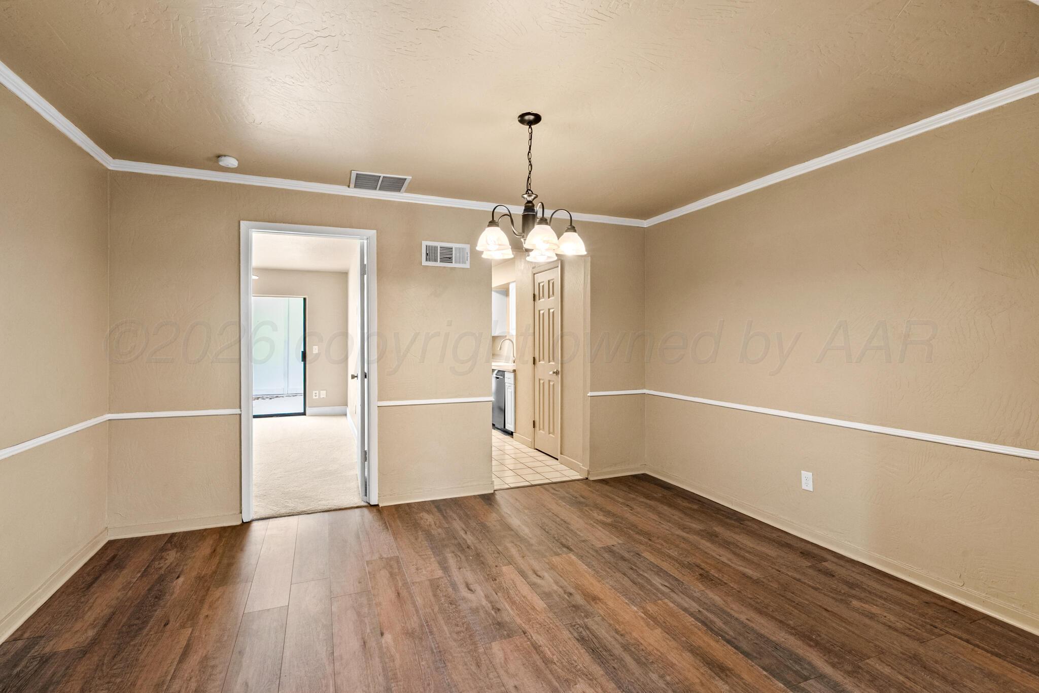 4313 Alicia Drive Property Photo 6