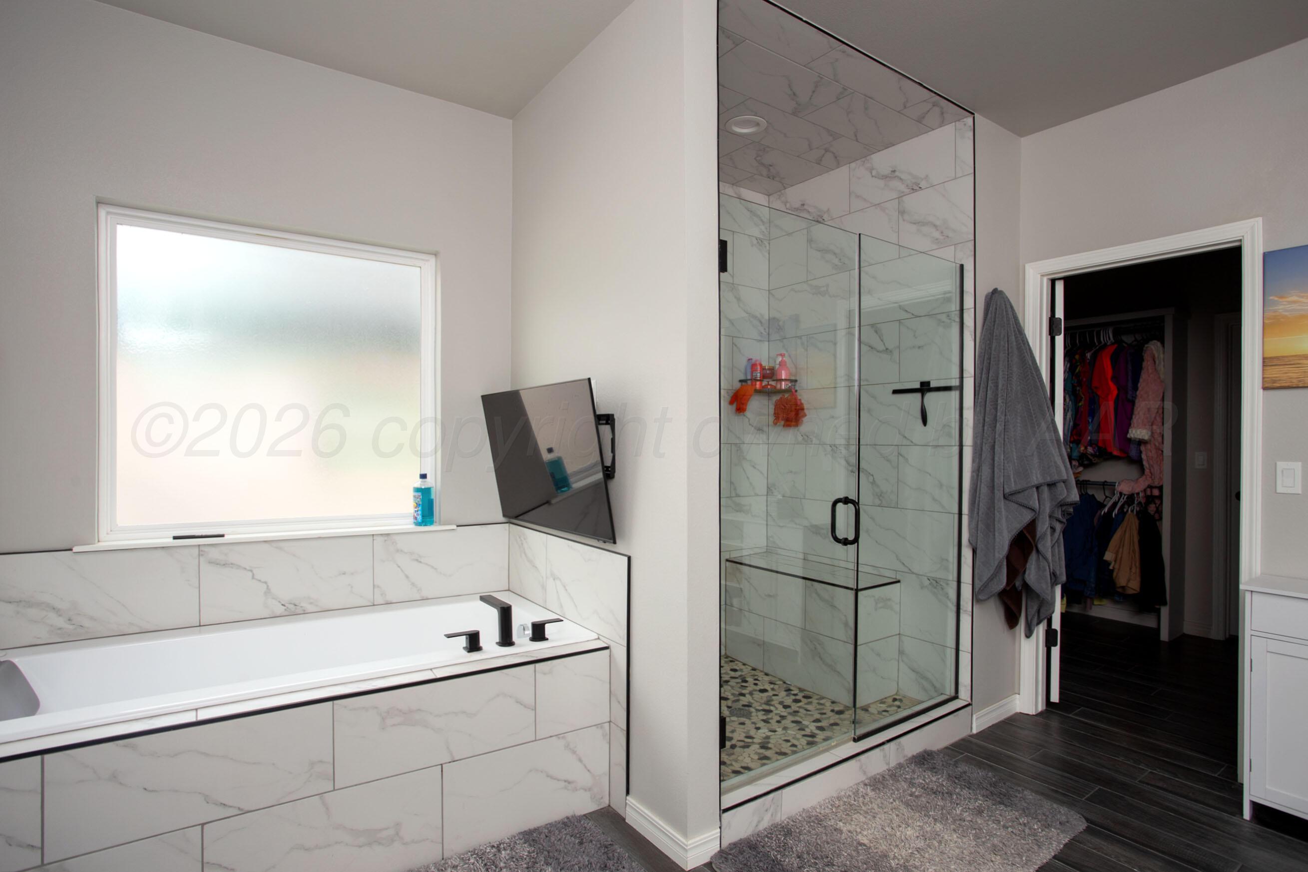 2704 Knoll Drive Property Photo 18