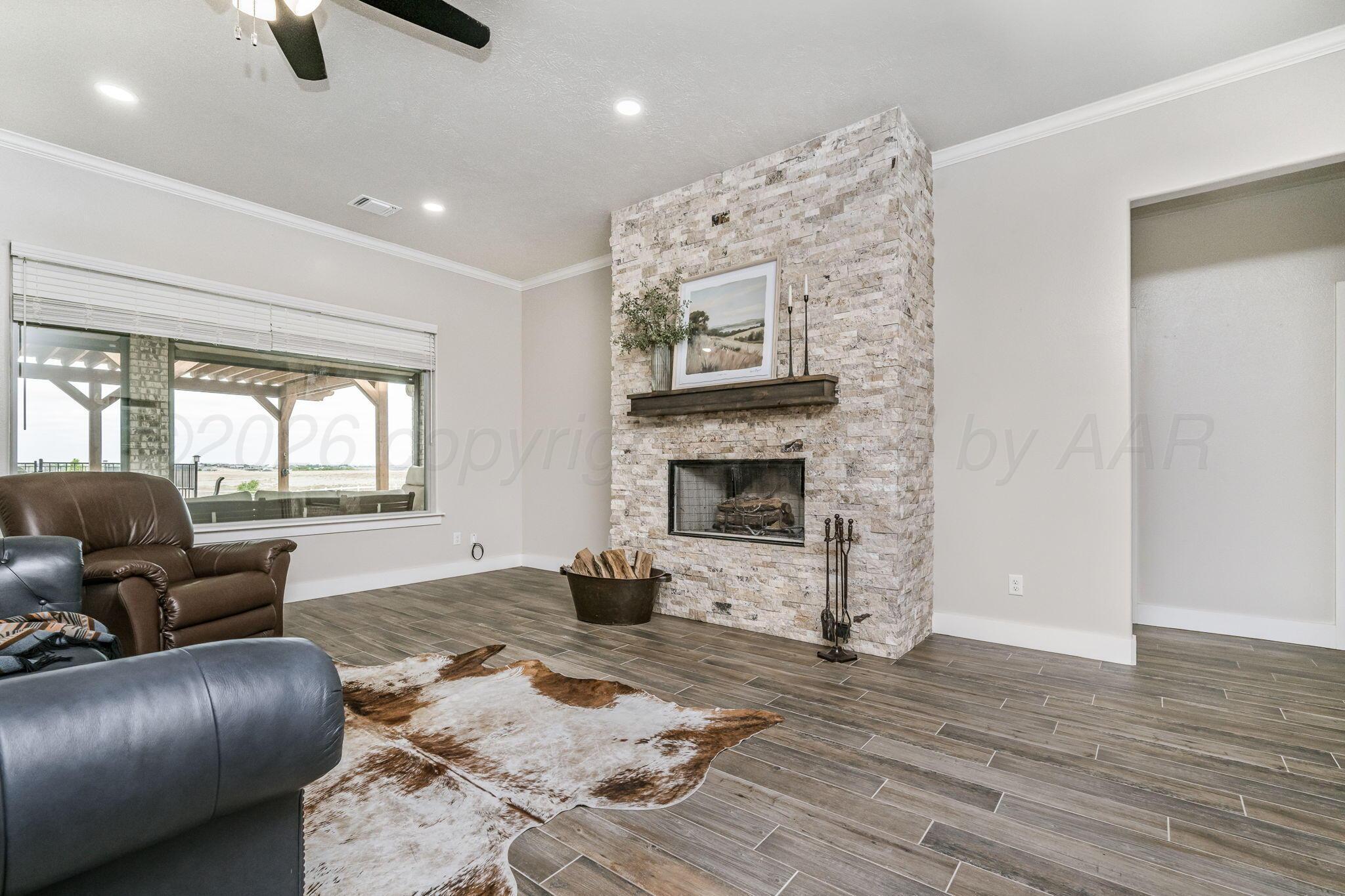 26150 Newton Road Property Photo 9