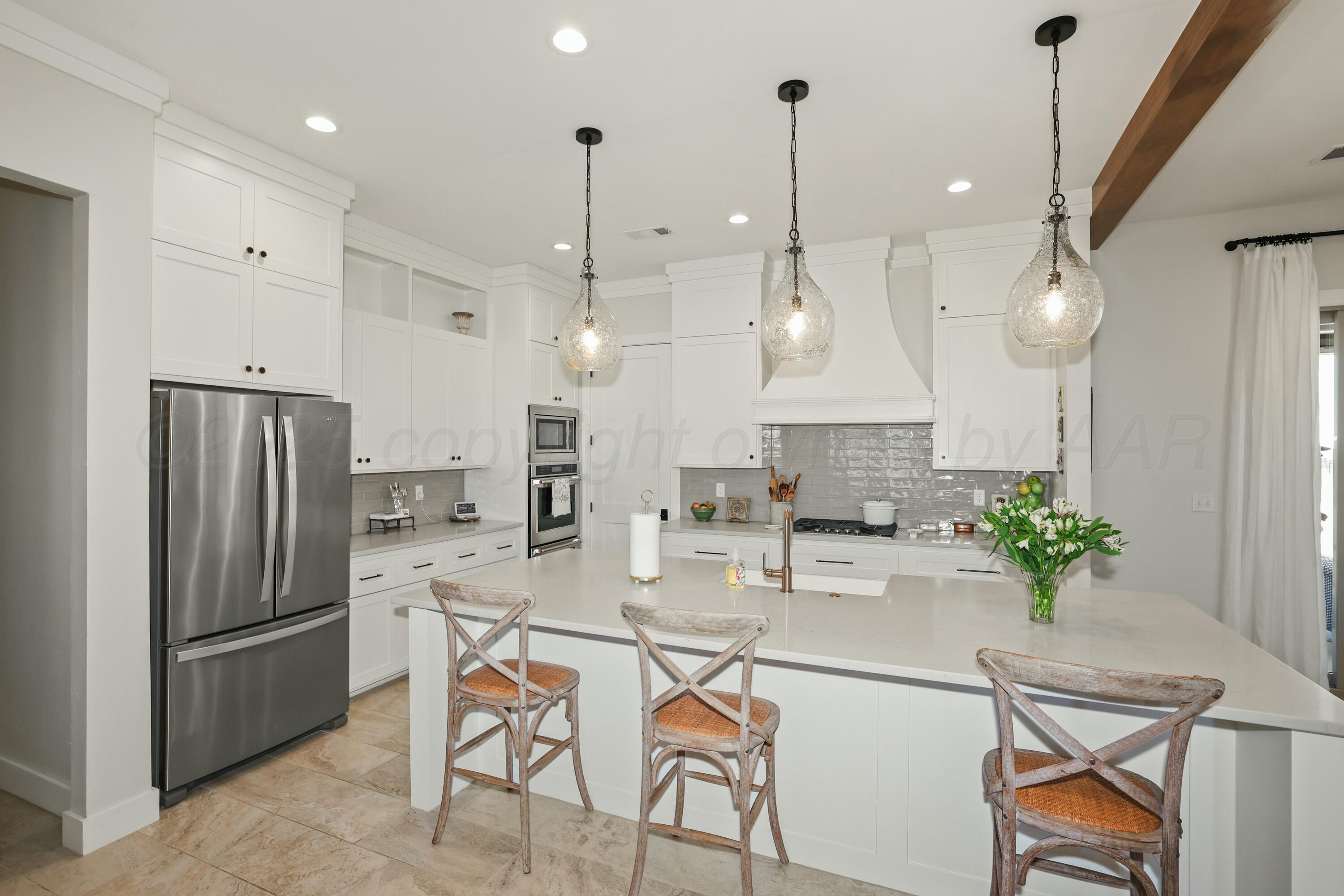 19081 Elk Springs Road Property Photo 3