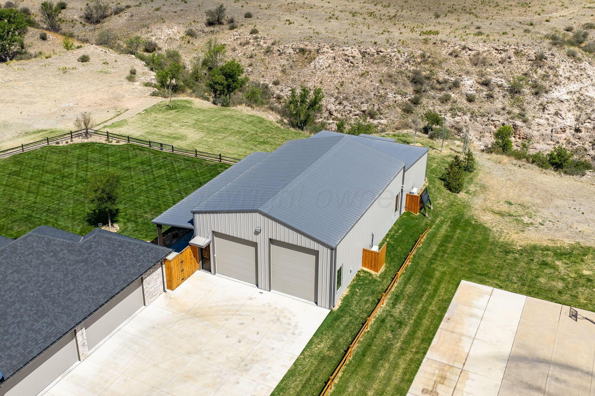 12500 Sand Trap Drive Property Photo 3