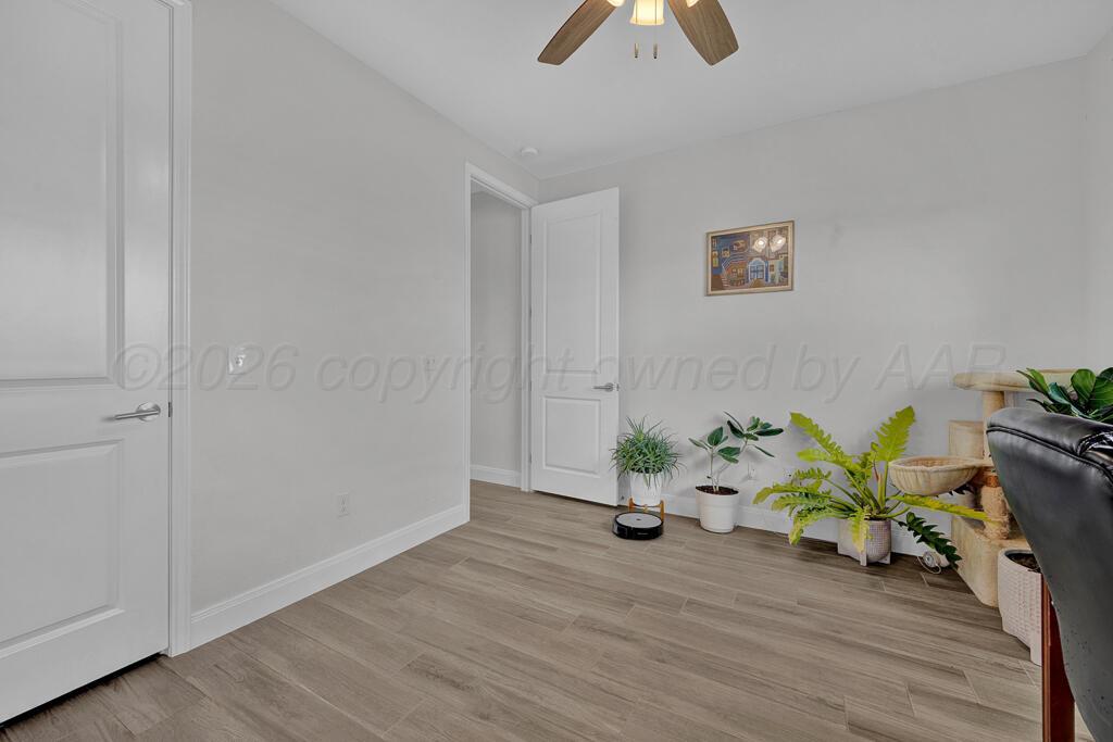 9710 Highland Springs Drive Property Photo 17