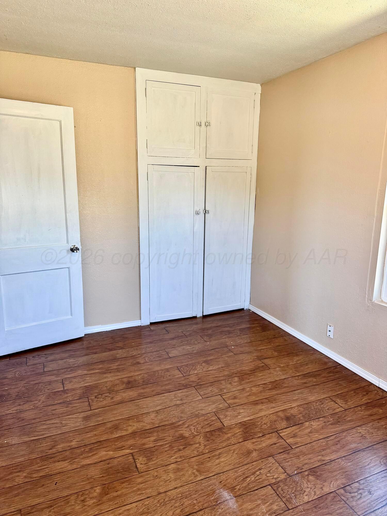 310 Coble Street Property Photo 4