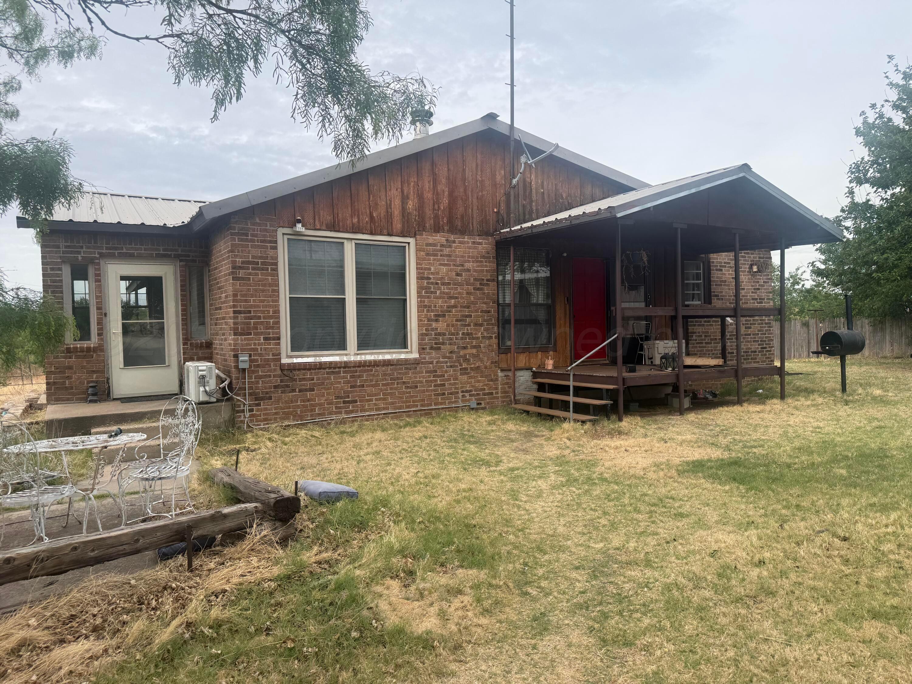1800 Fairlanes Boulevard Property Photo 1