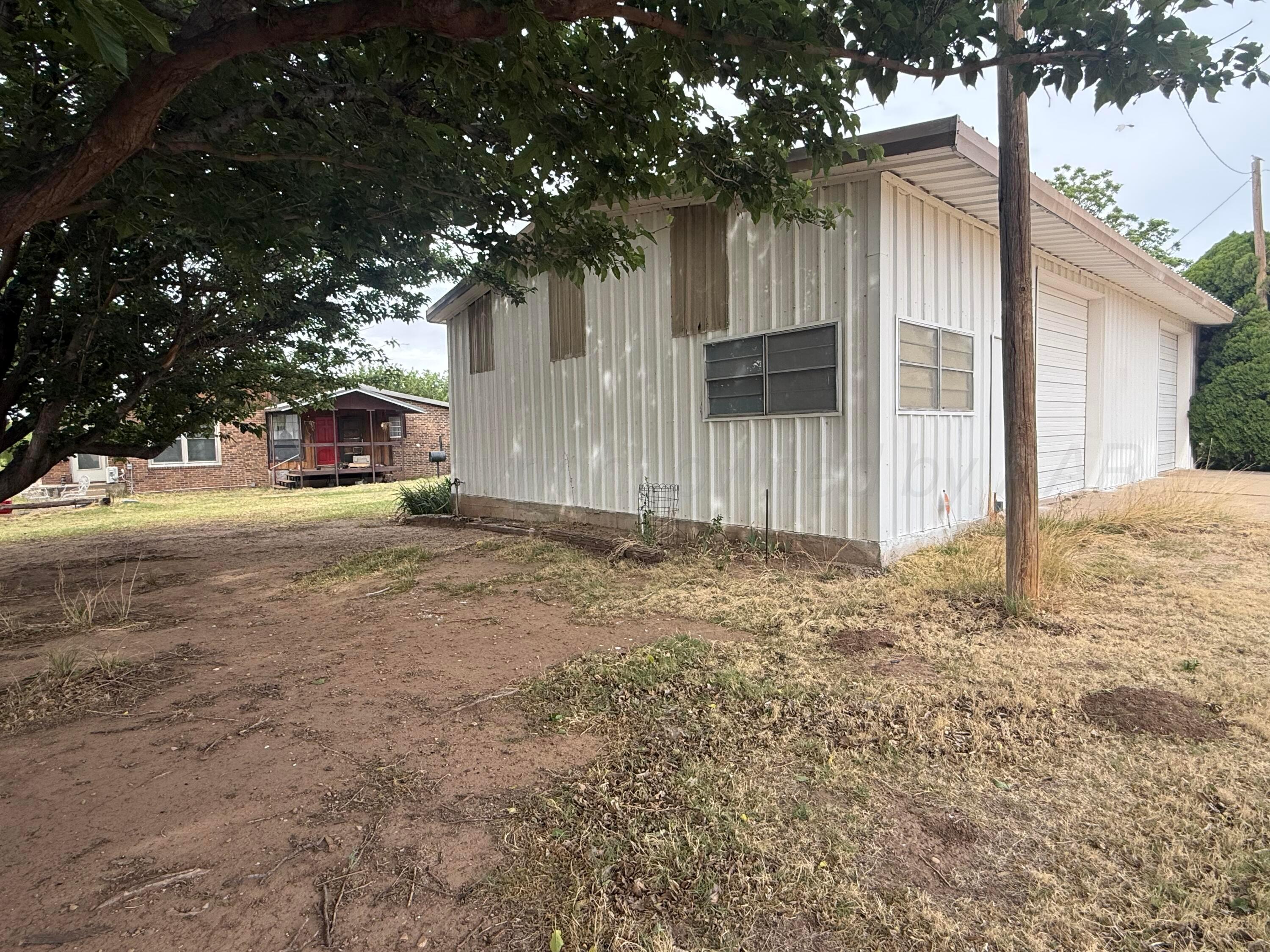 1800 Fairlanes Boulevard Property Photo 4