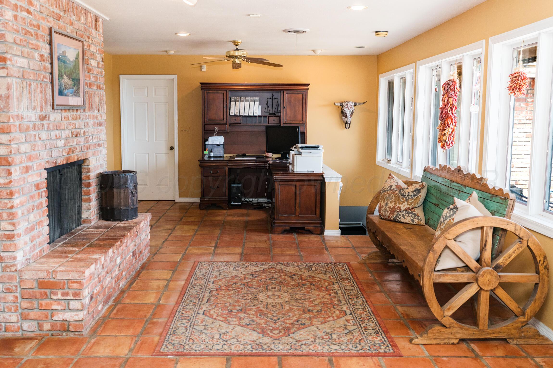 12177 Fm 2362 Property Photo 15