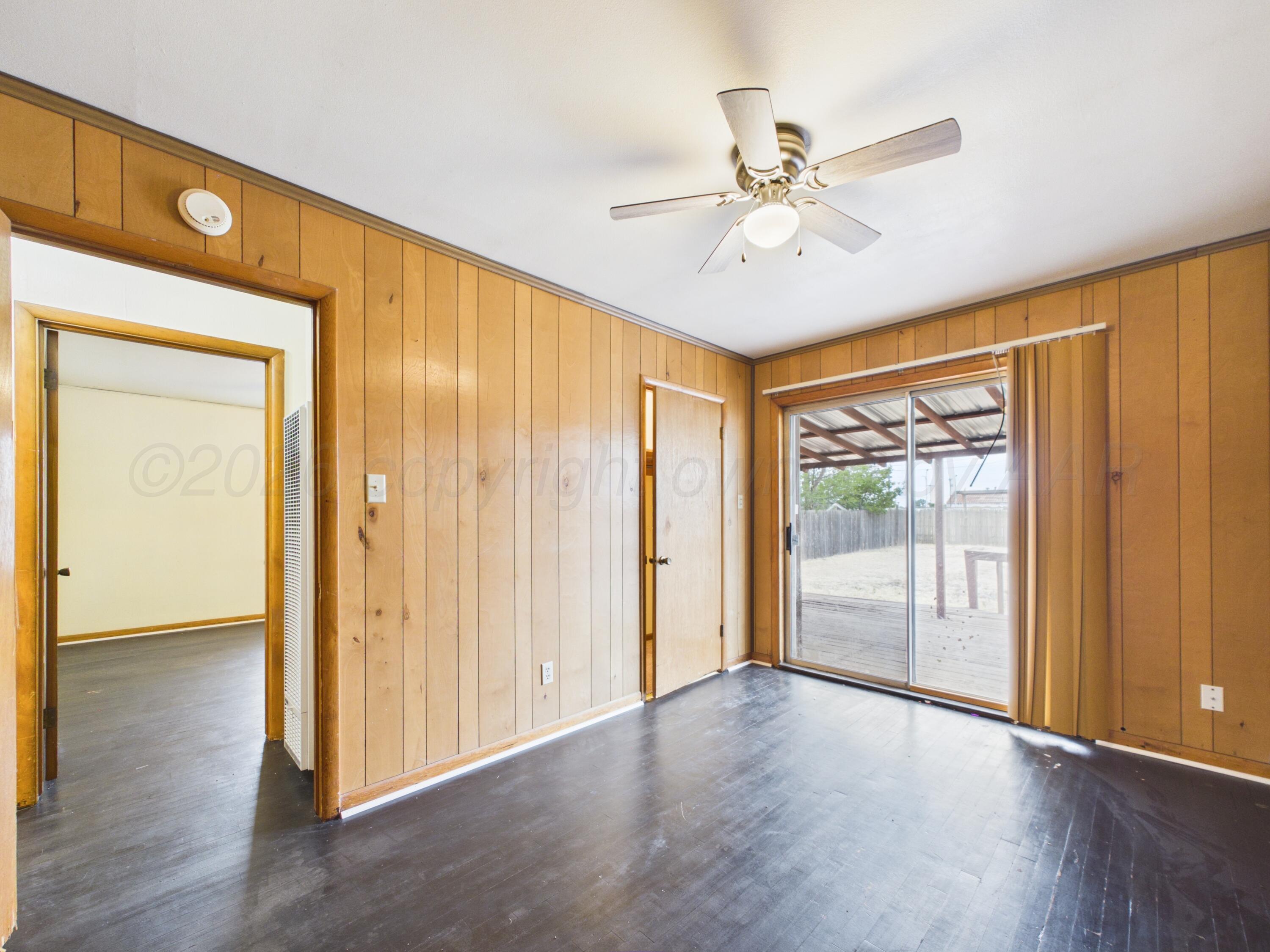 815 W Kingsmill Avenue Property Photo 14