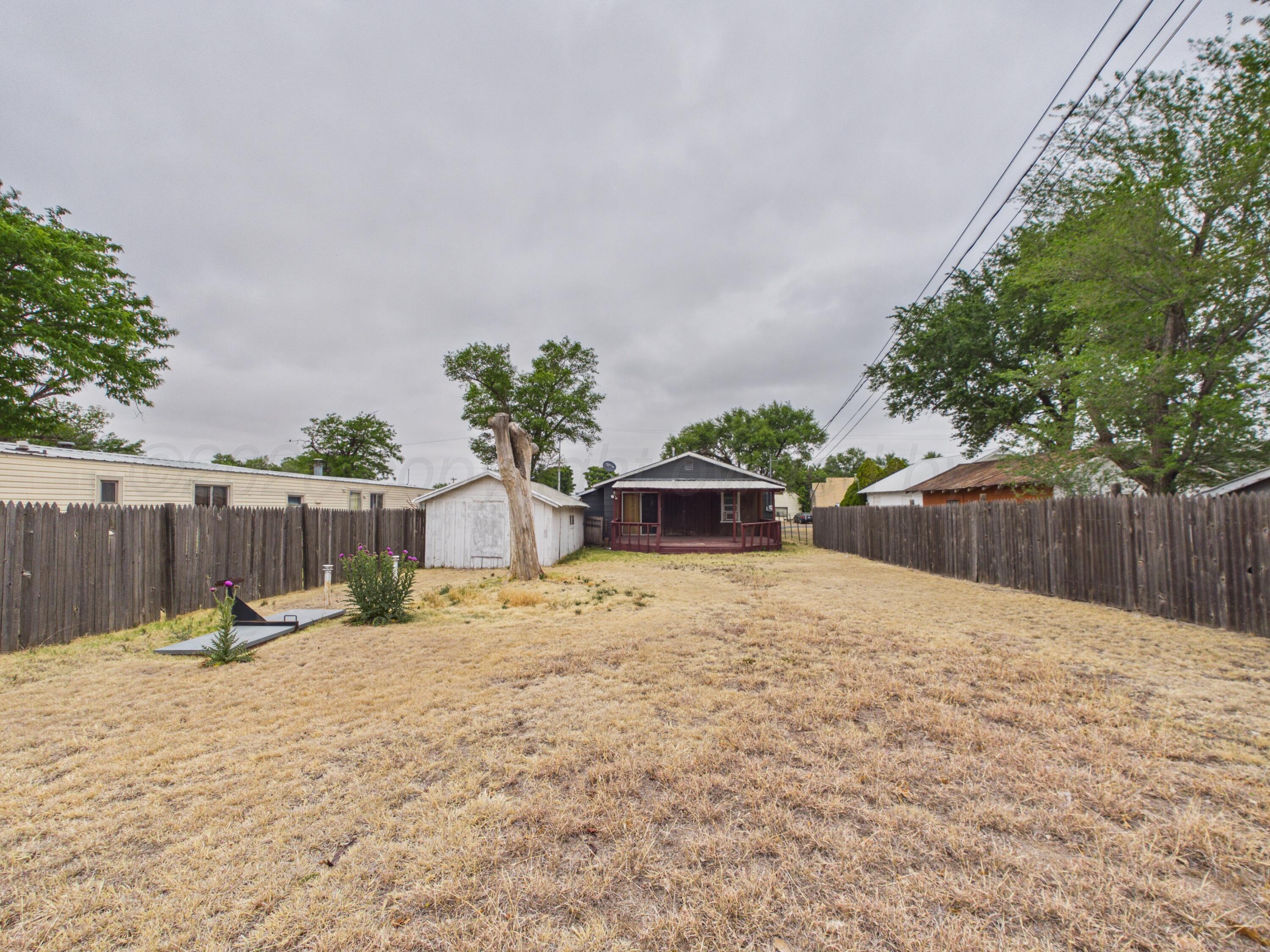 815 W Kingsmill Avenue Property Photo 16