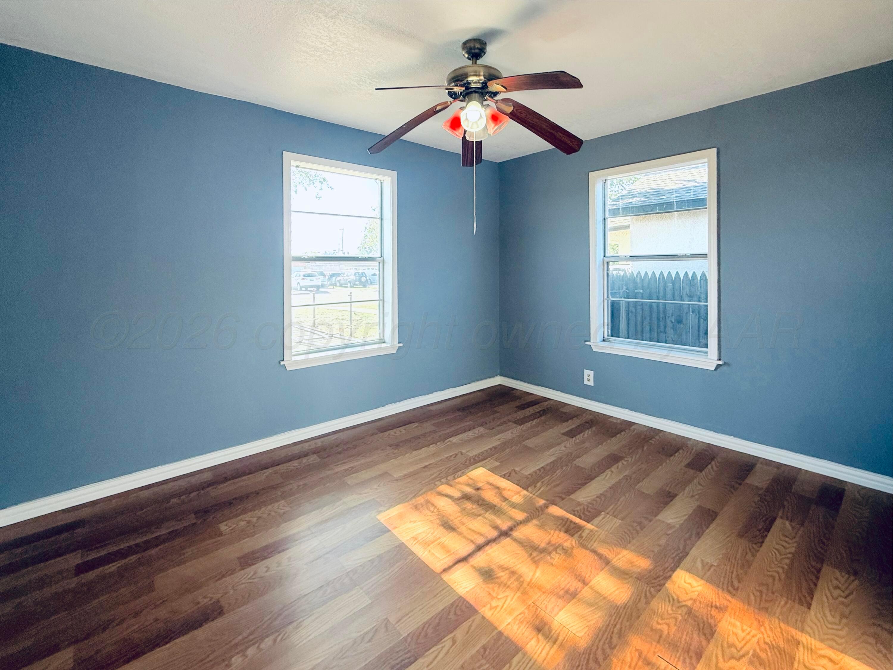 232 N Birge Avenue Property Photo 6