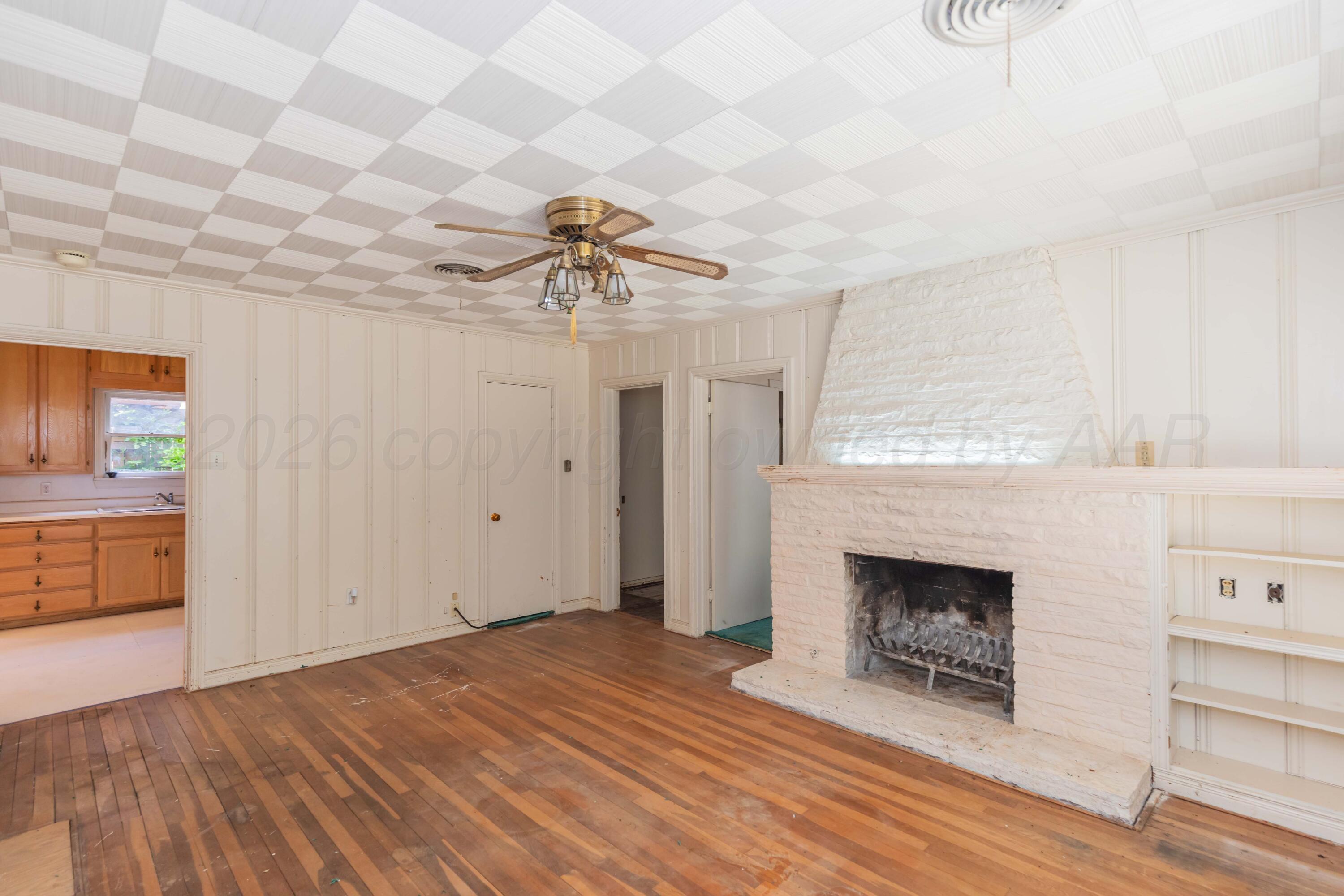 2411 S Ong Street Property Photo 16