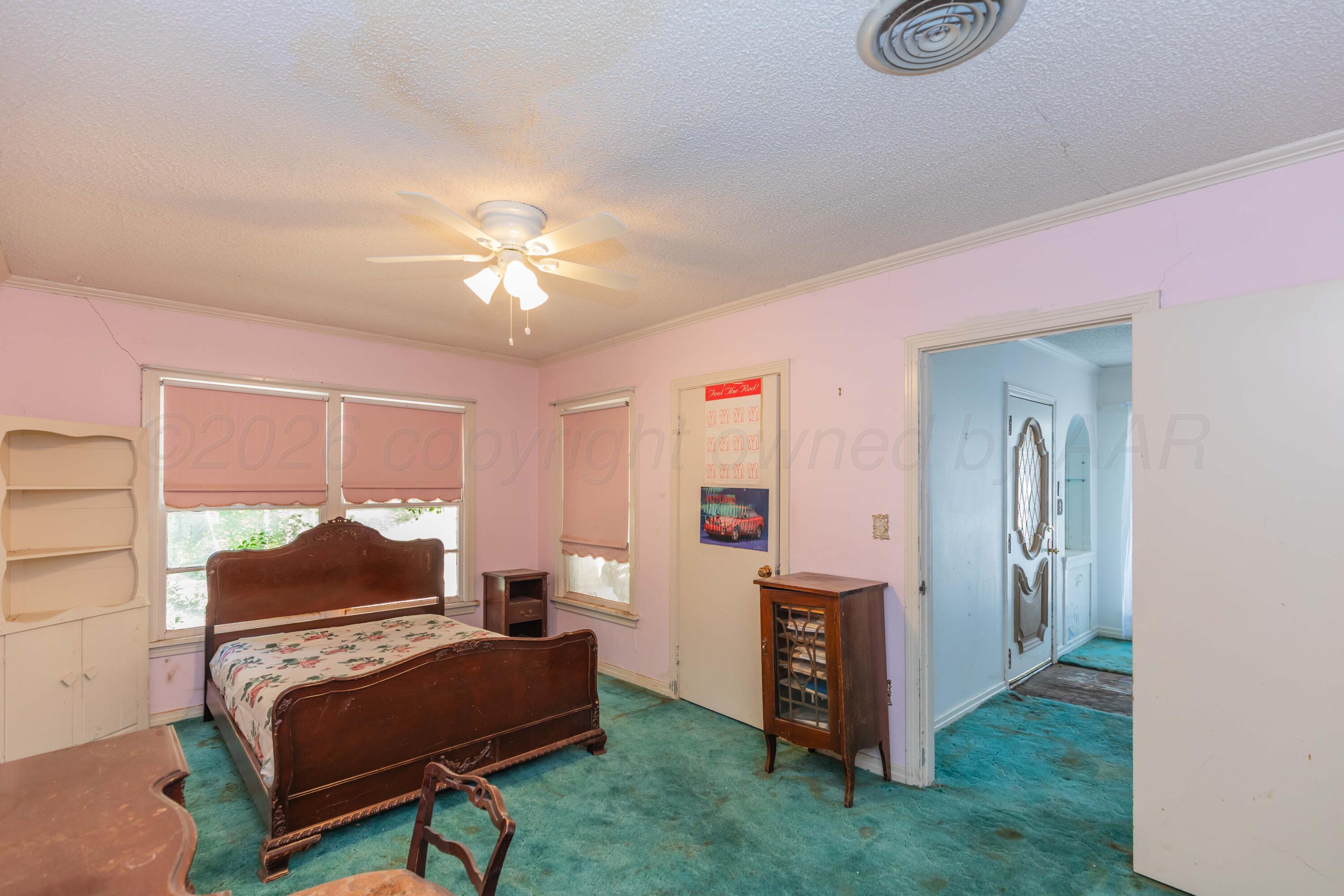 2411 S Ong Street Property Photo 18