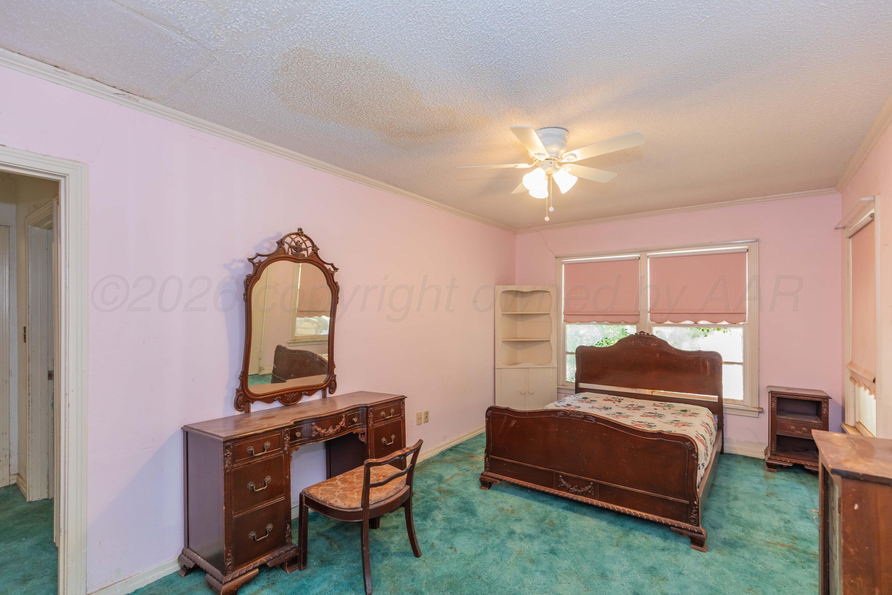 2411 S Ong Street Property Photo 19