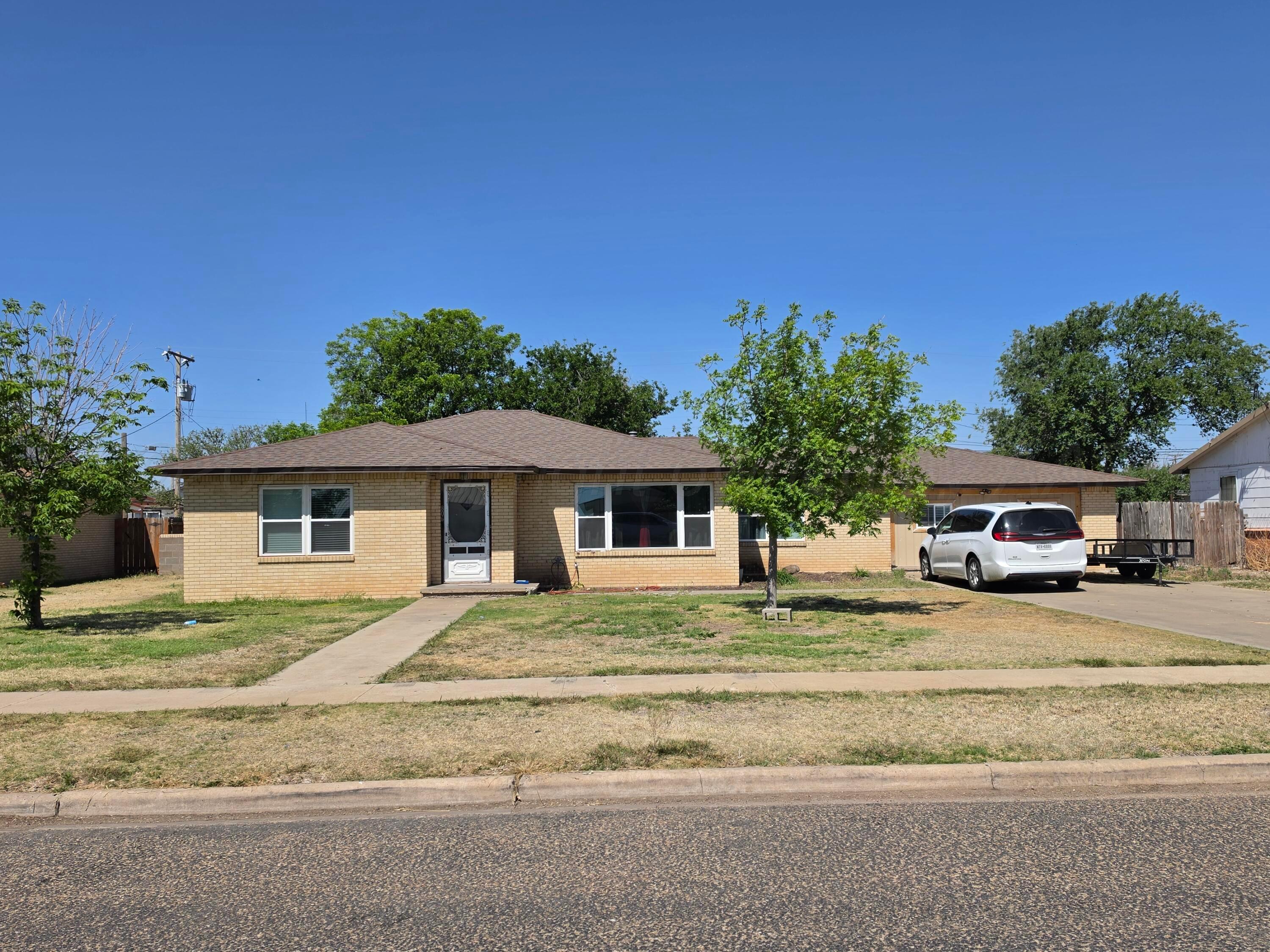 806 Avenue R Property Photo 1