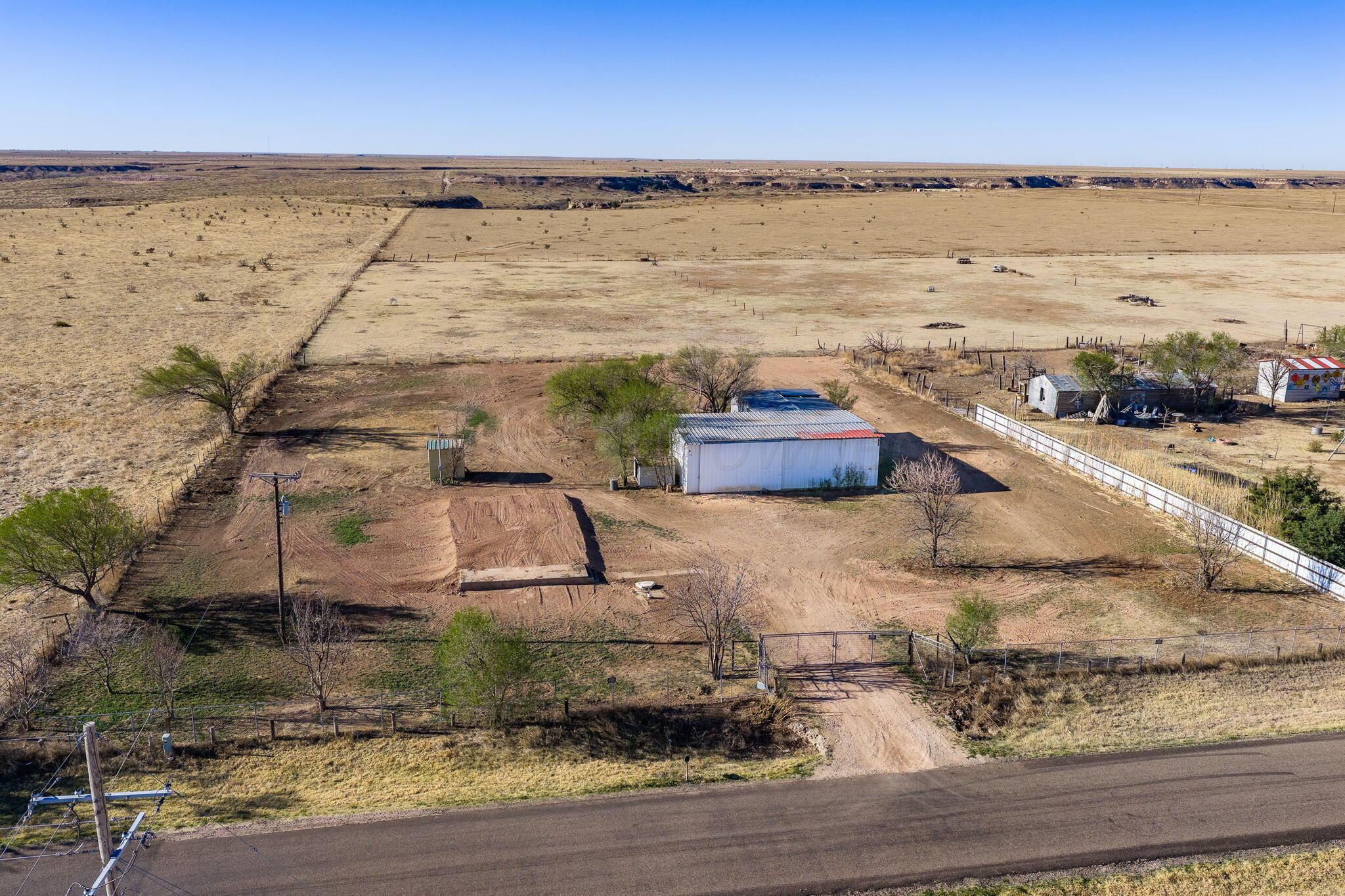 14701 Gordon Cummings Rd Property Photo 11