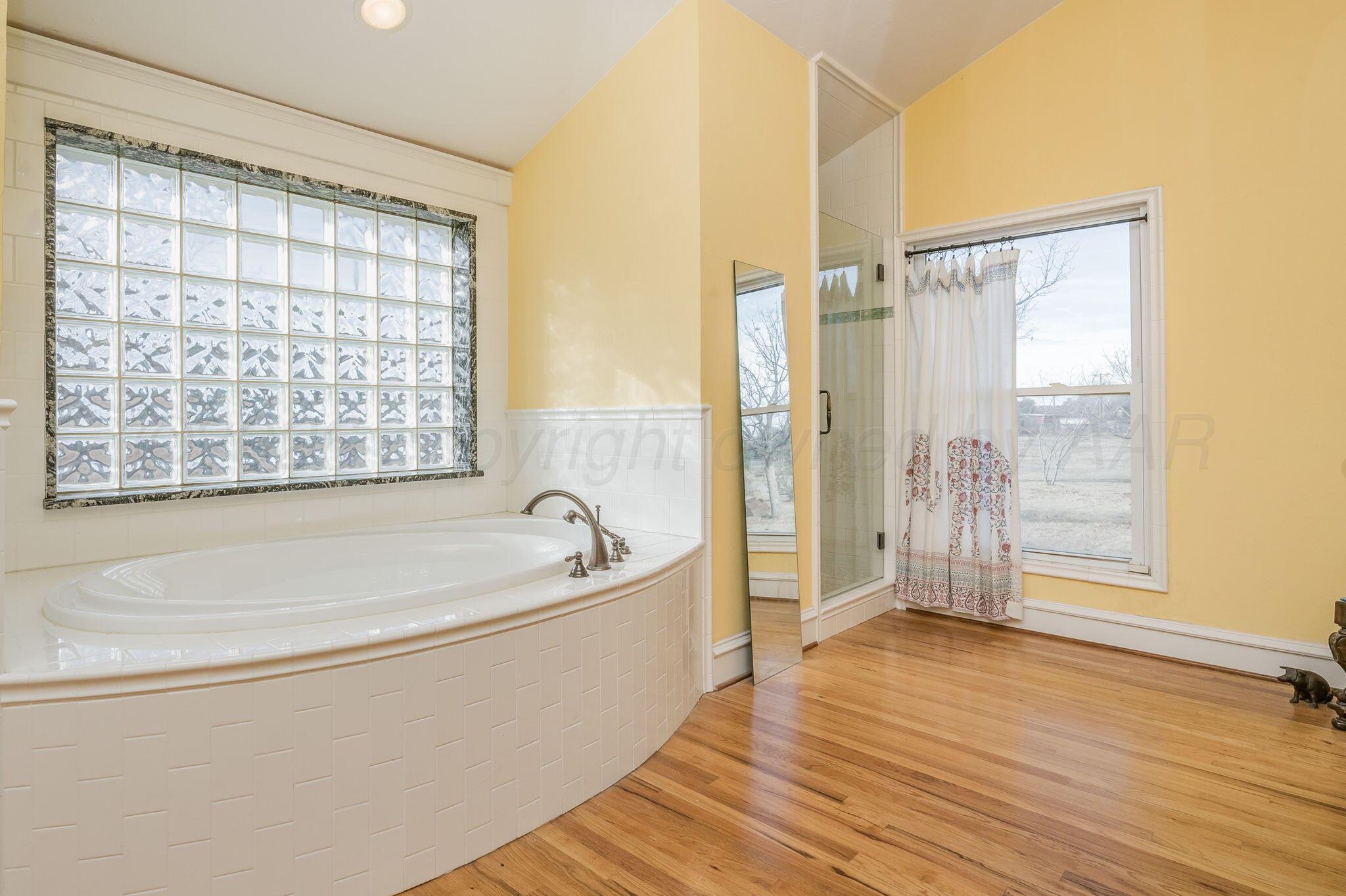 200 S Avondale Street Property Photo 14