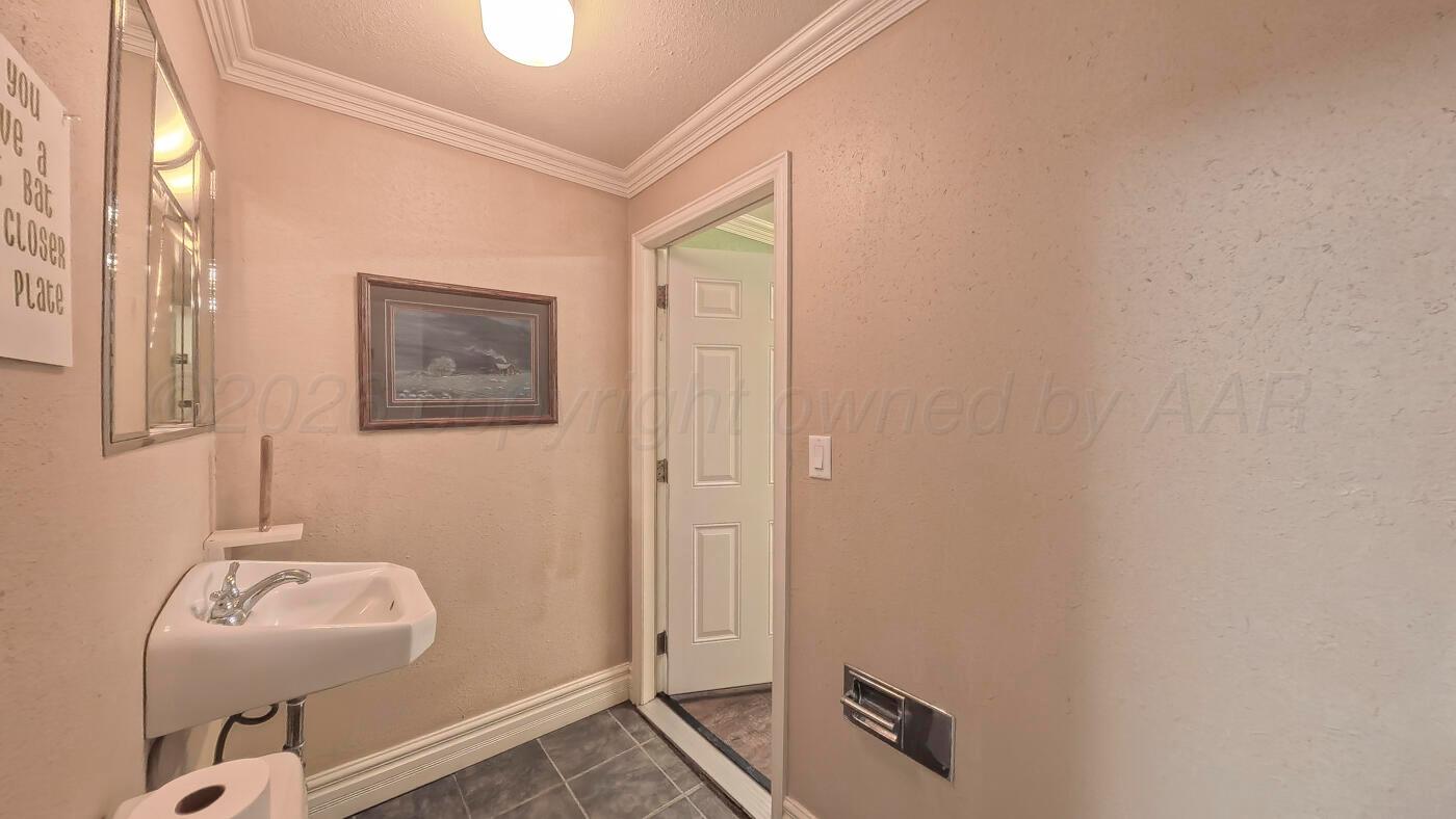 1502 S Lipscomb Street Property Photo 16