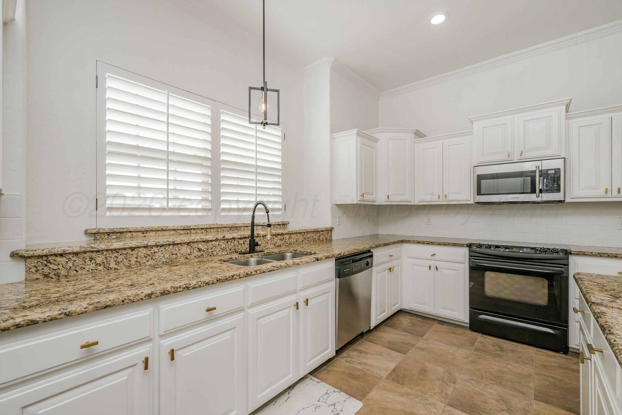 16700 Dove Meadow Road Property Photo 7