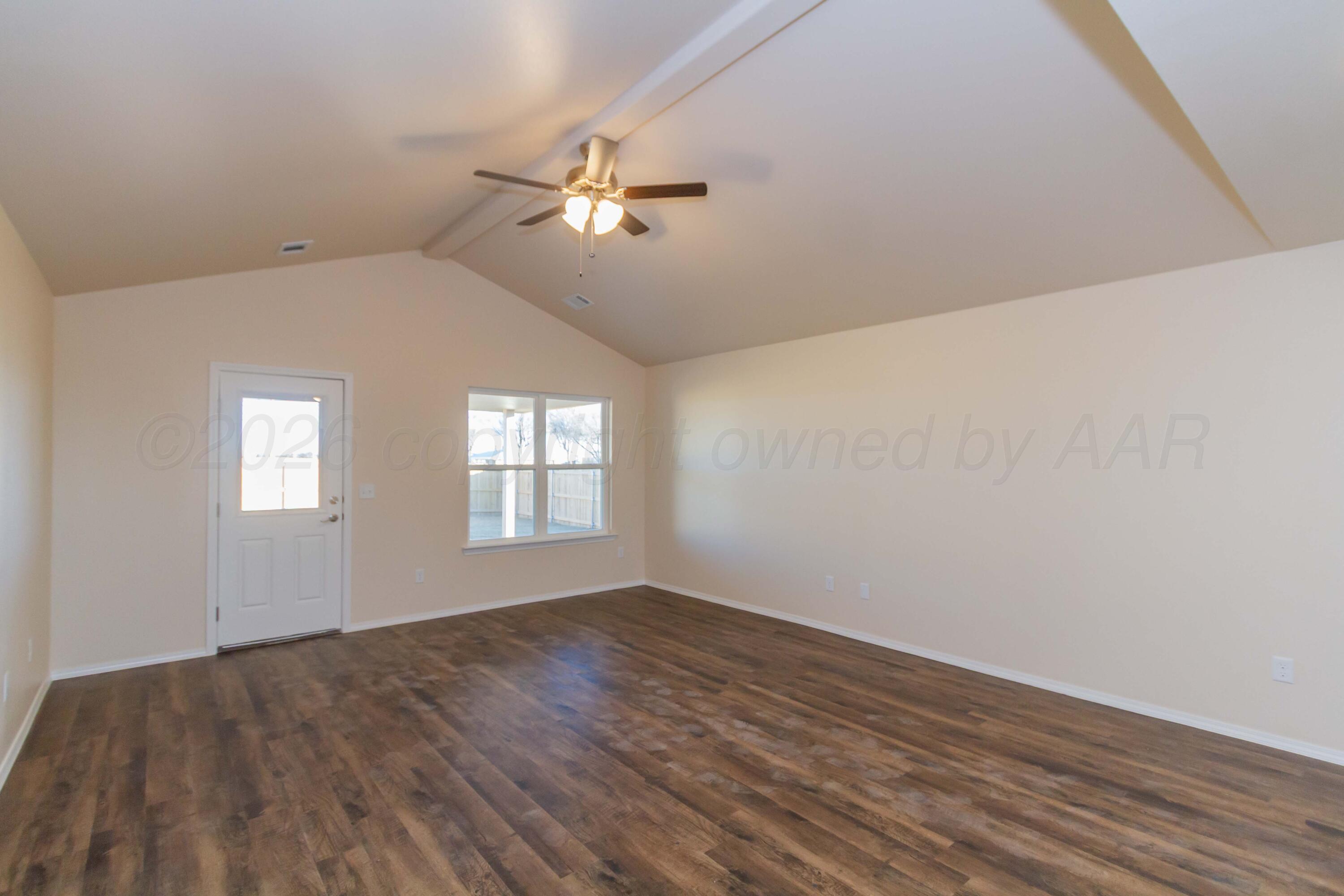 4610 Locker Street Property Photo 6