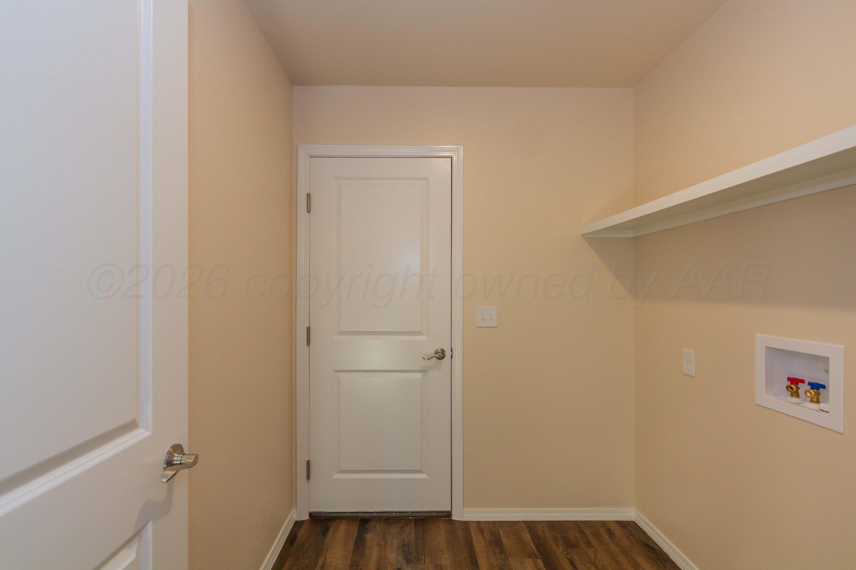 4610 Locker Street Property Photo 32