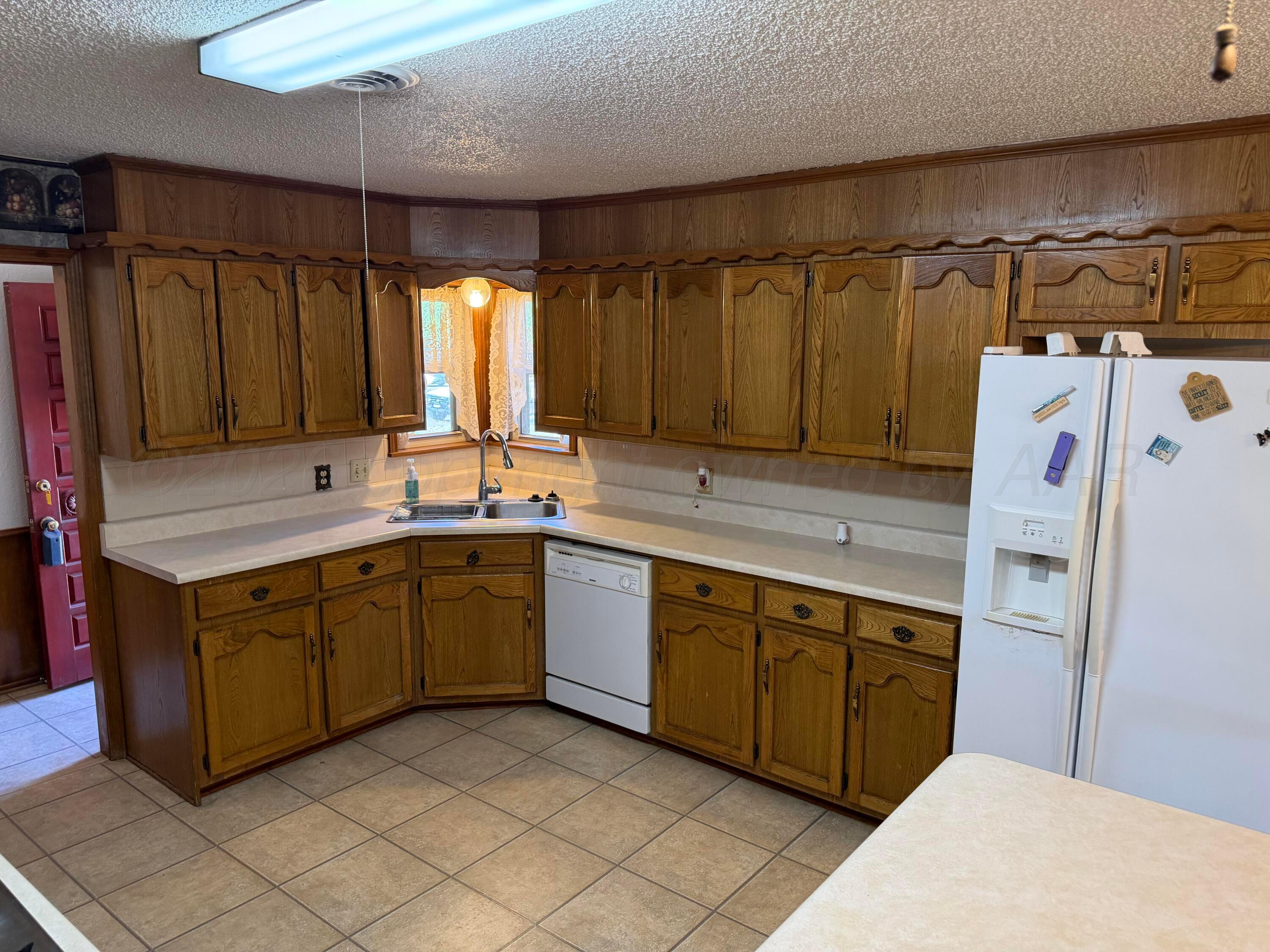 415 Mesquite Avenue Property Photo 5