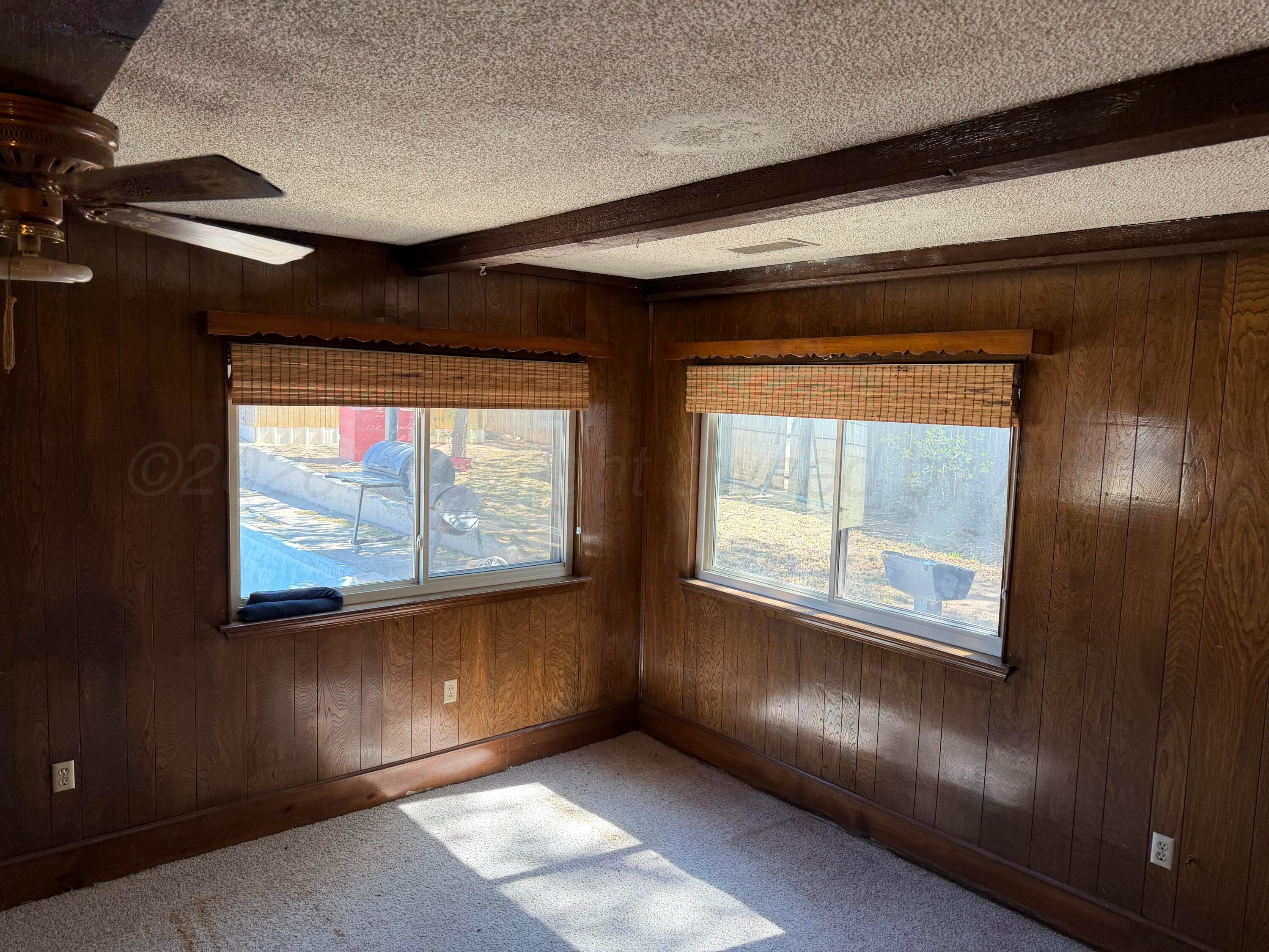 415 Mesquite Avenue Property Photo 9