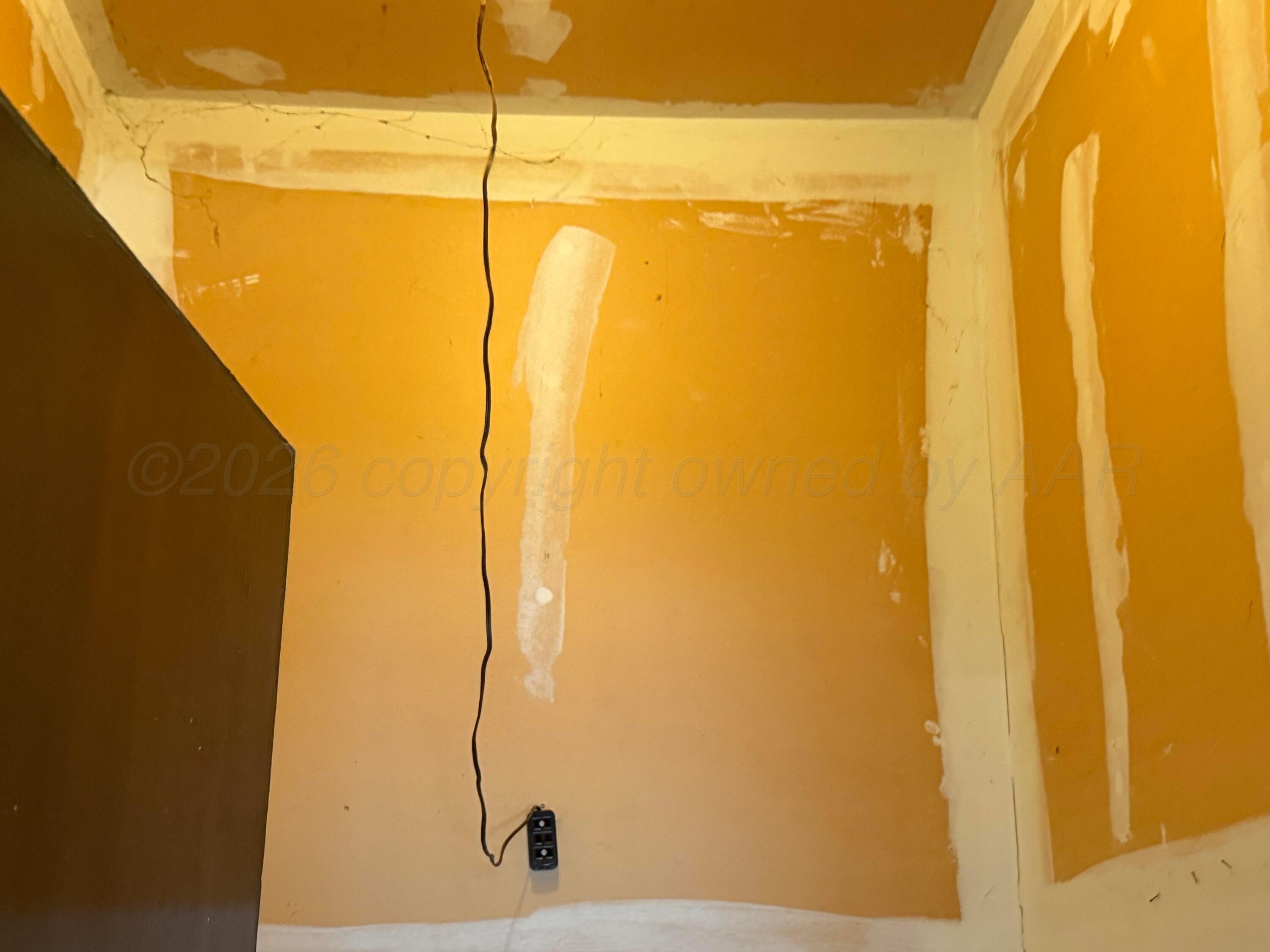 415 Mesquite Avenue Property Photo 14