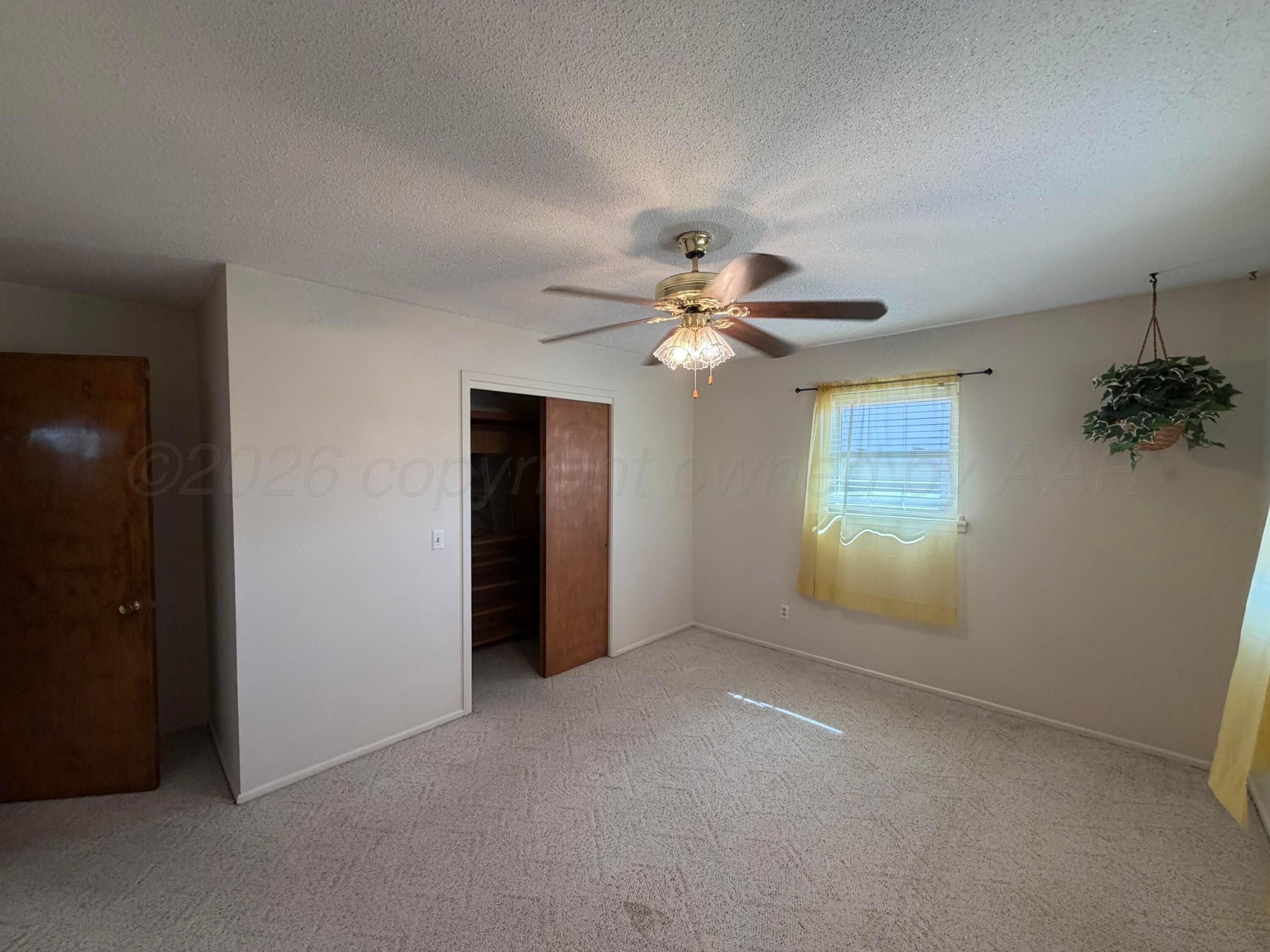 415 Mesquite Avenue Property Photo 33