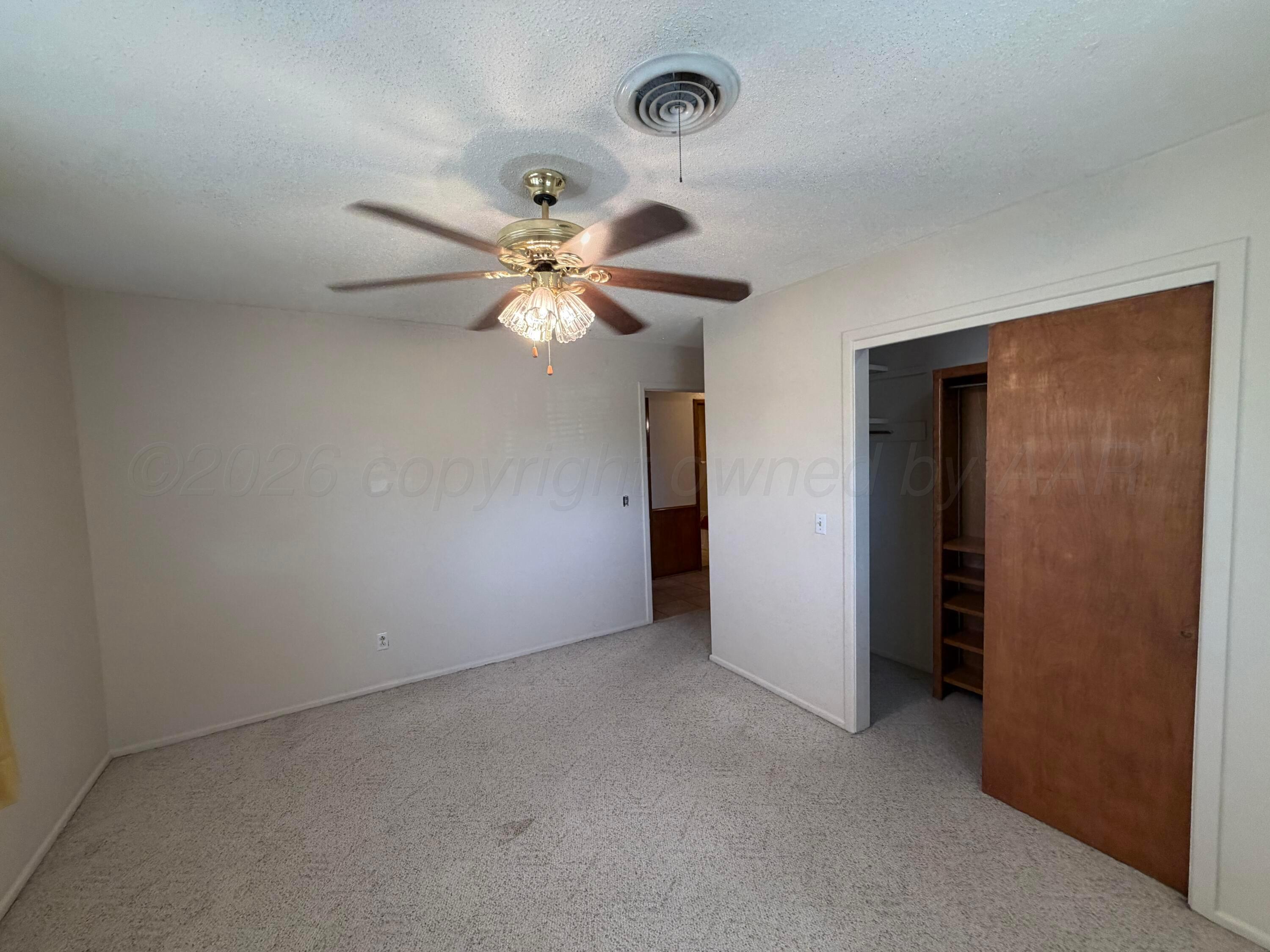 415 Mesquite Avenue Property Photo 35