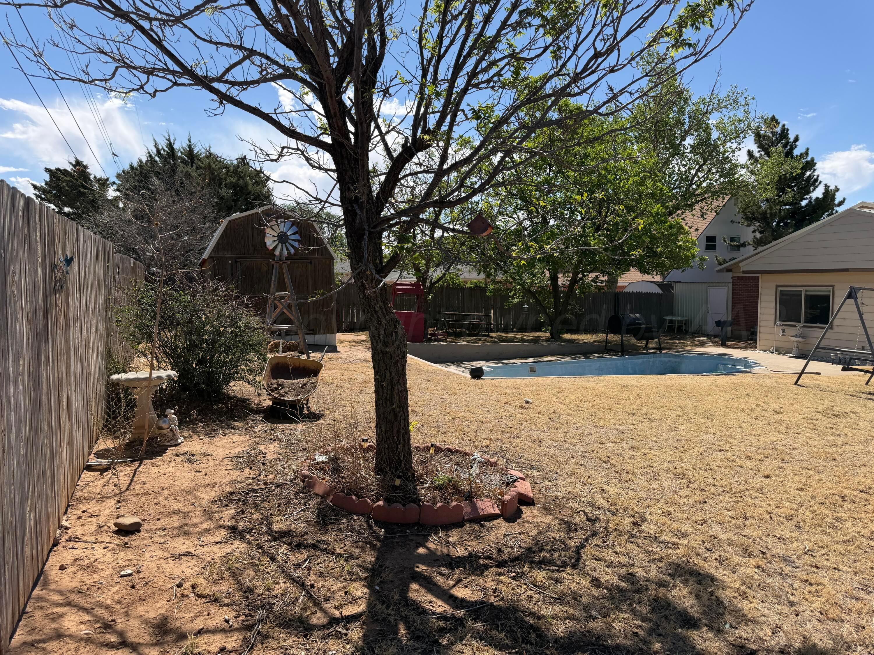 415 Mesquite Avenue Property Photo 55