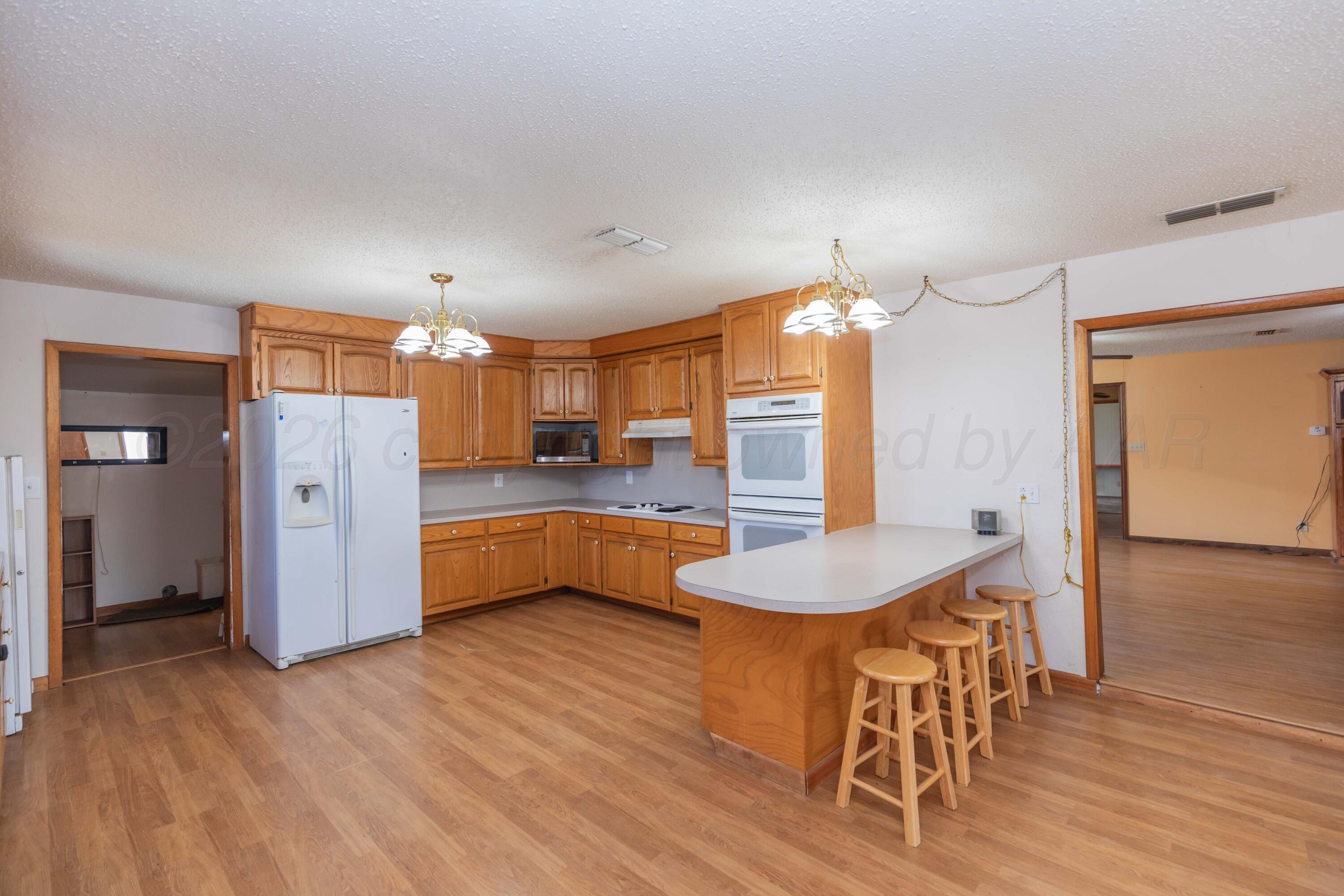 901 Lindberg Street Property Photo 6