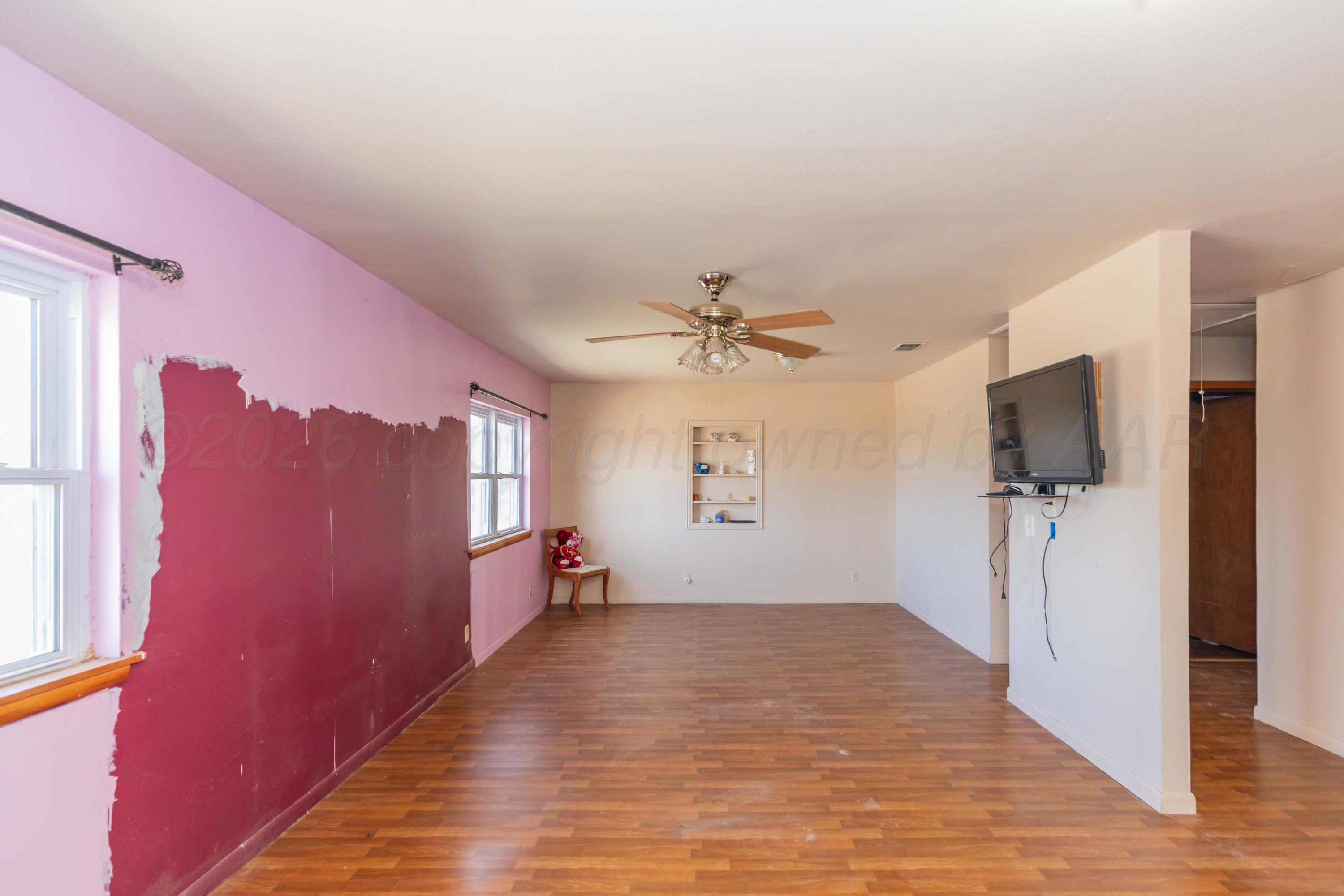 901 Lindberg Street Property Photo 15