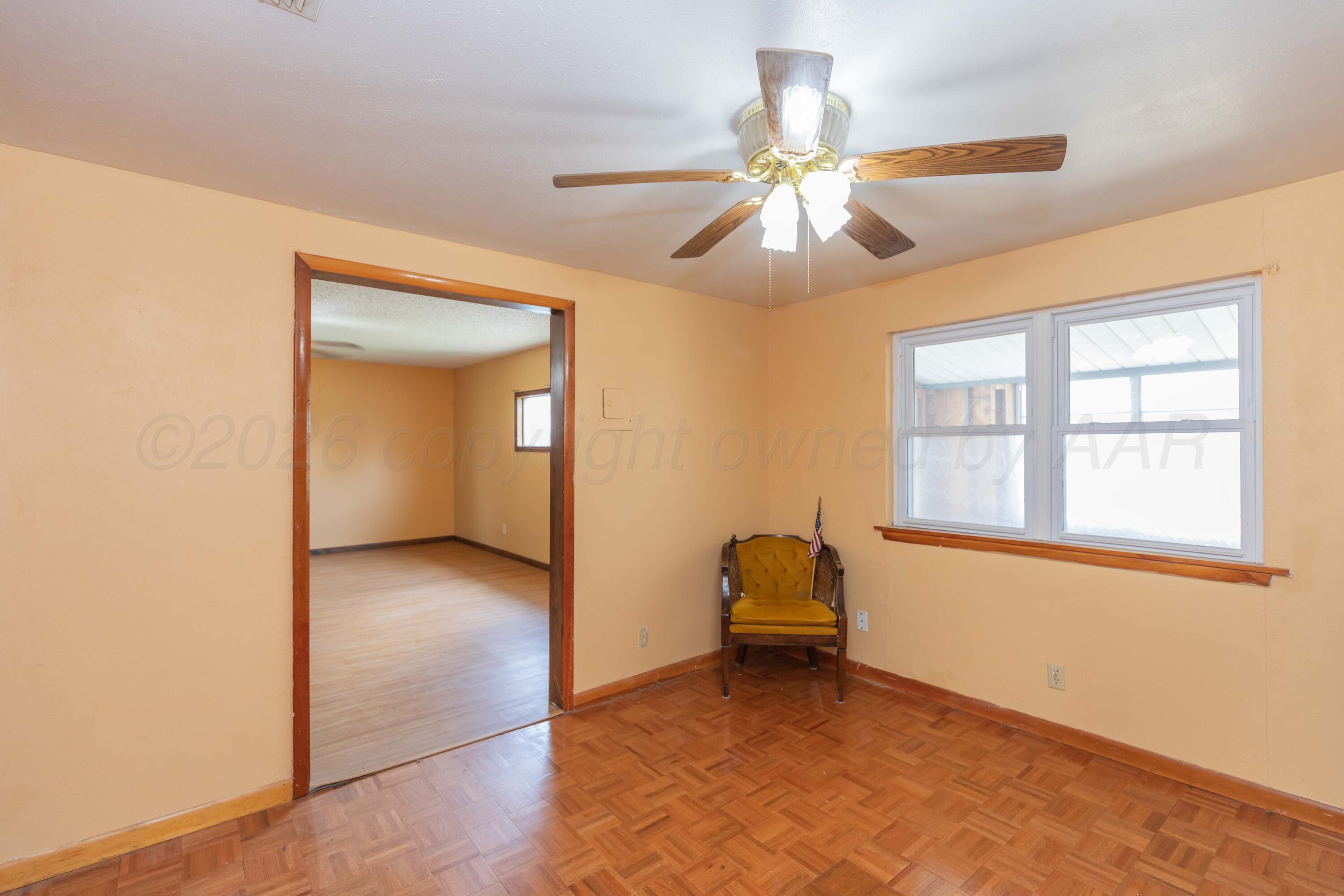 901 Lindberg Street Property Photo 16