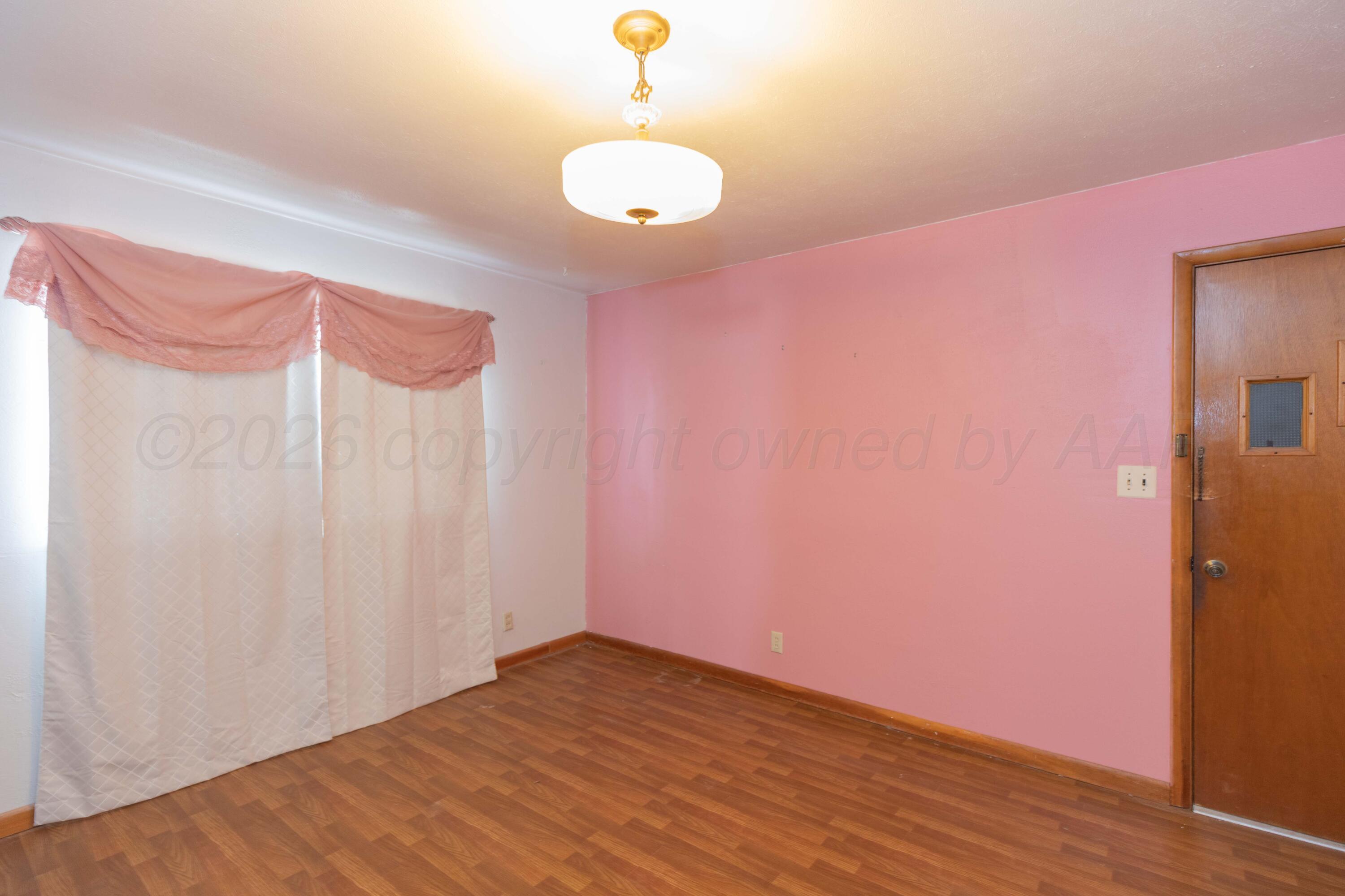 901 Lindberg Street Property Photo 18