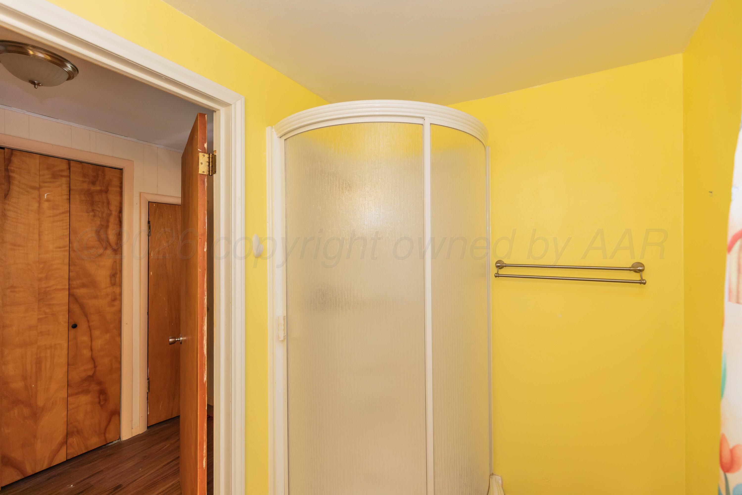 901 Lindberg Street Property Photo 20