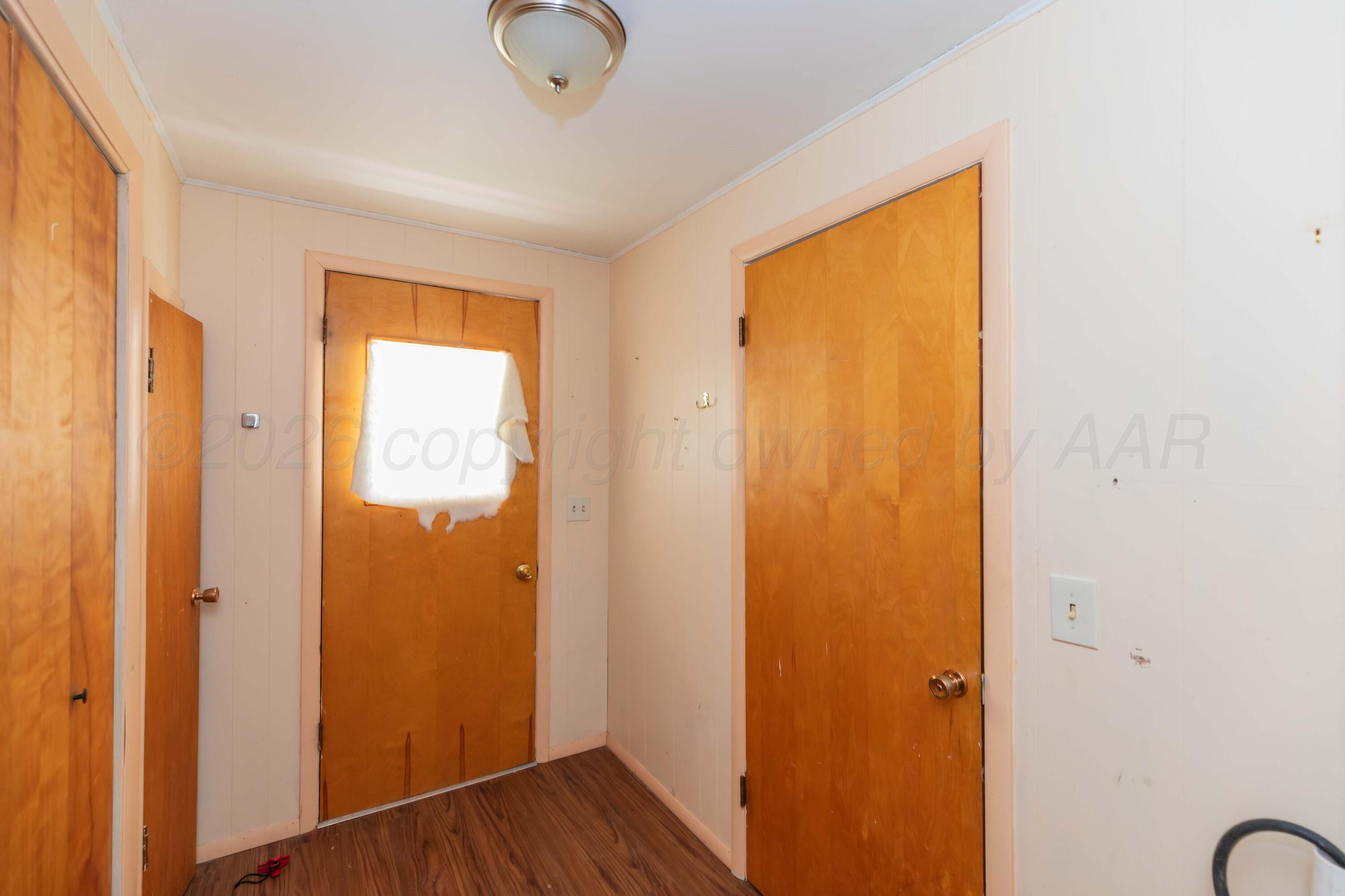 901 Lindberg Street Property Photo 33