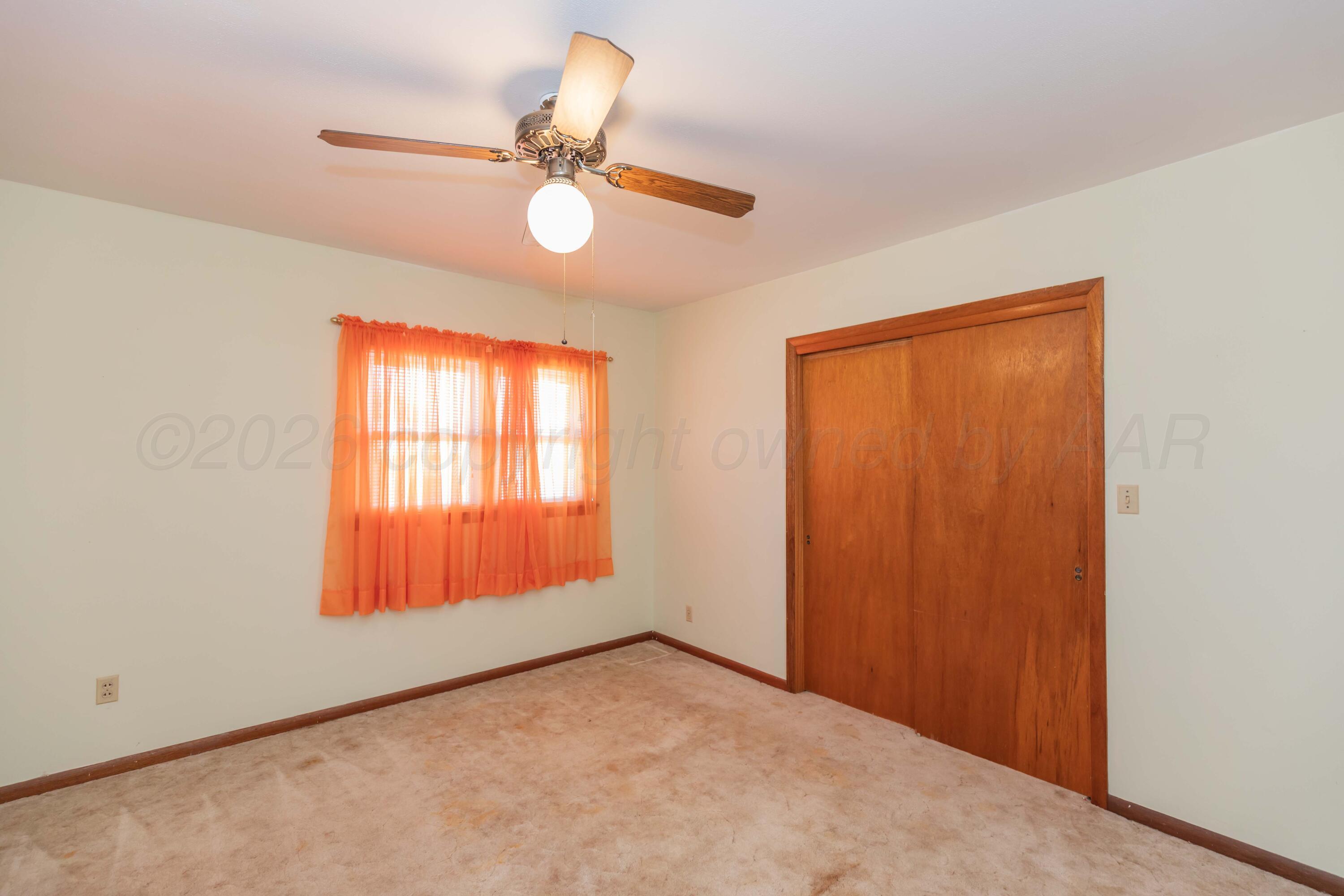 901 Lindberg Street Property Photo 33