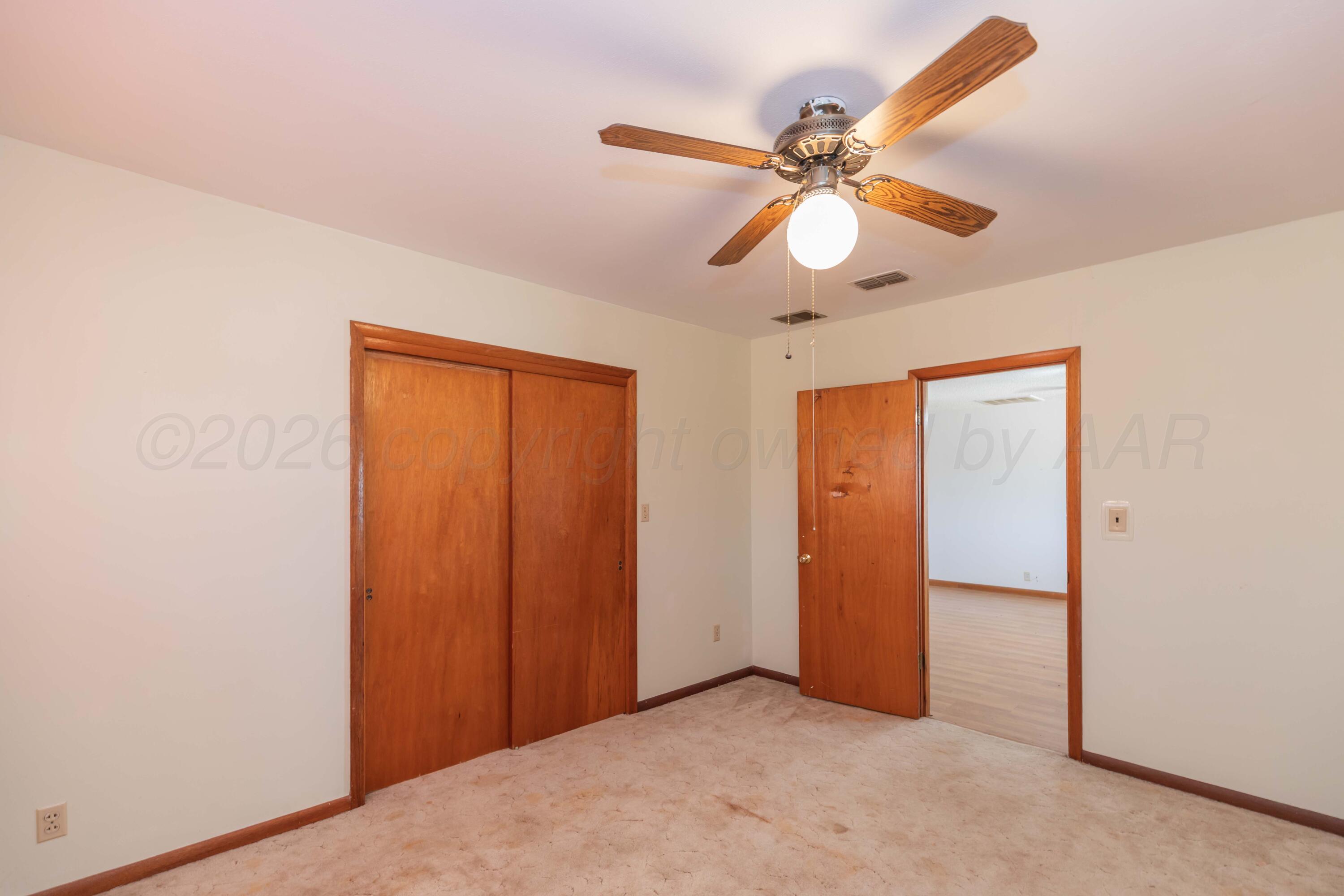 901 Lindberg Street Property Photo 34