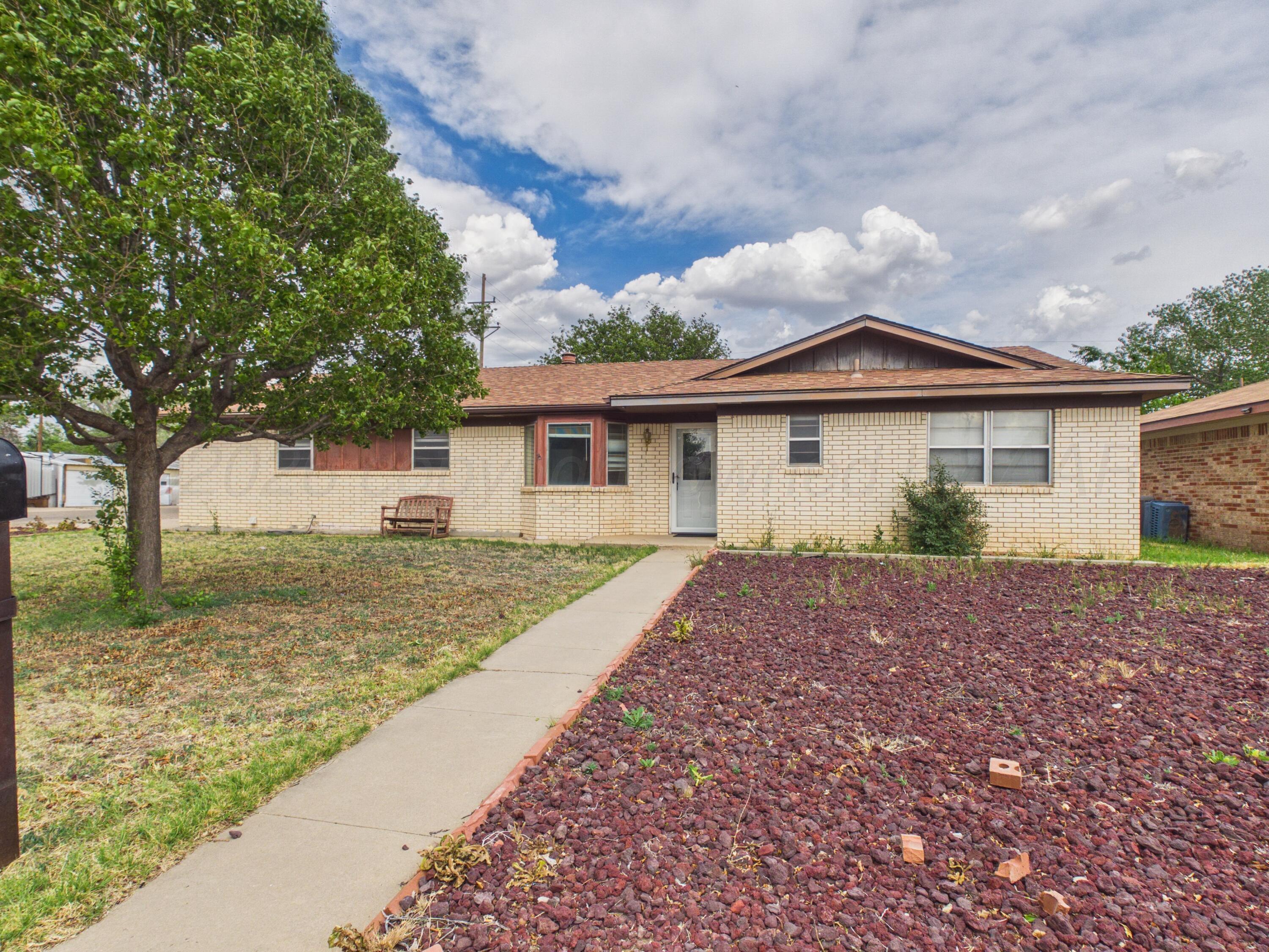 318 Cedar Avenue Property Photo 1