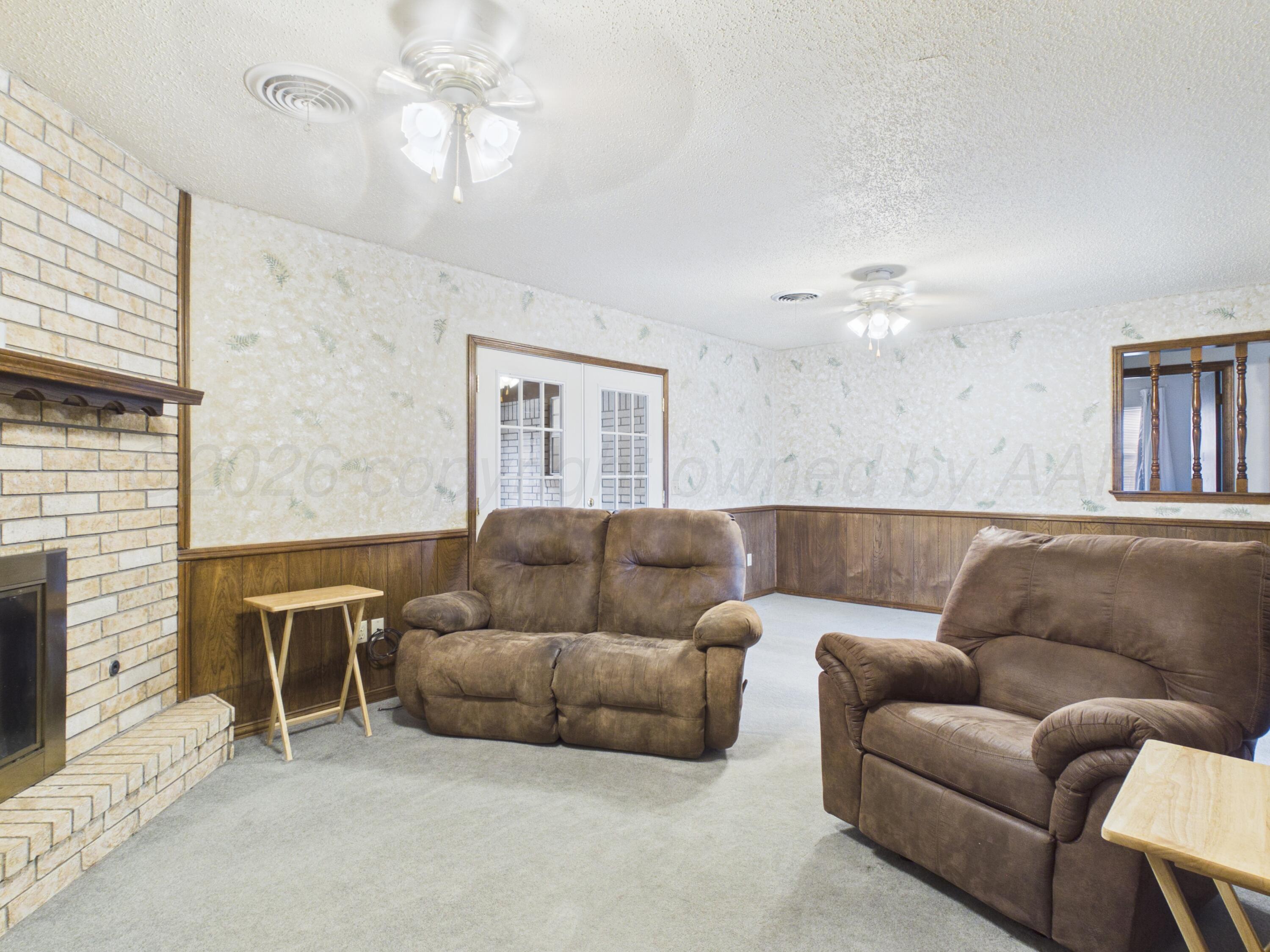 318 Cedar Avenue Property Photo 2
