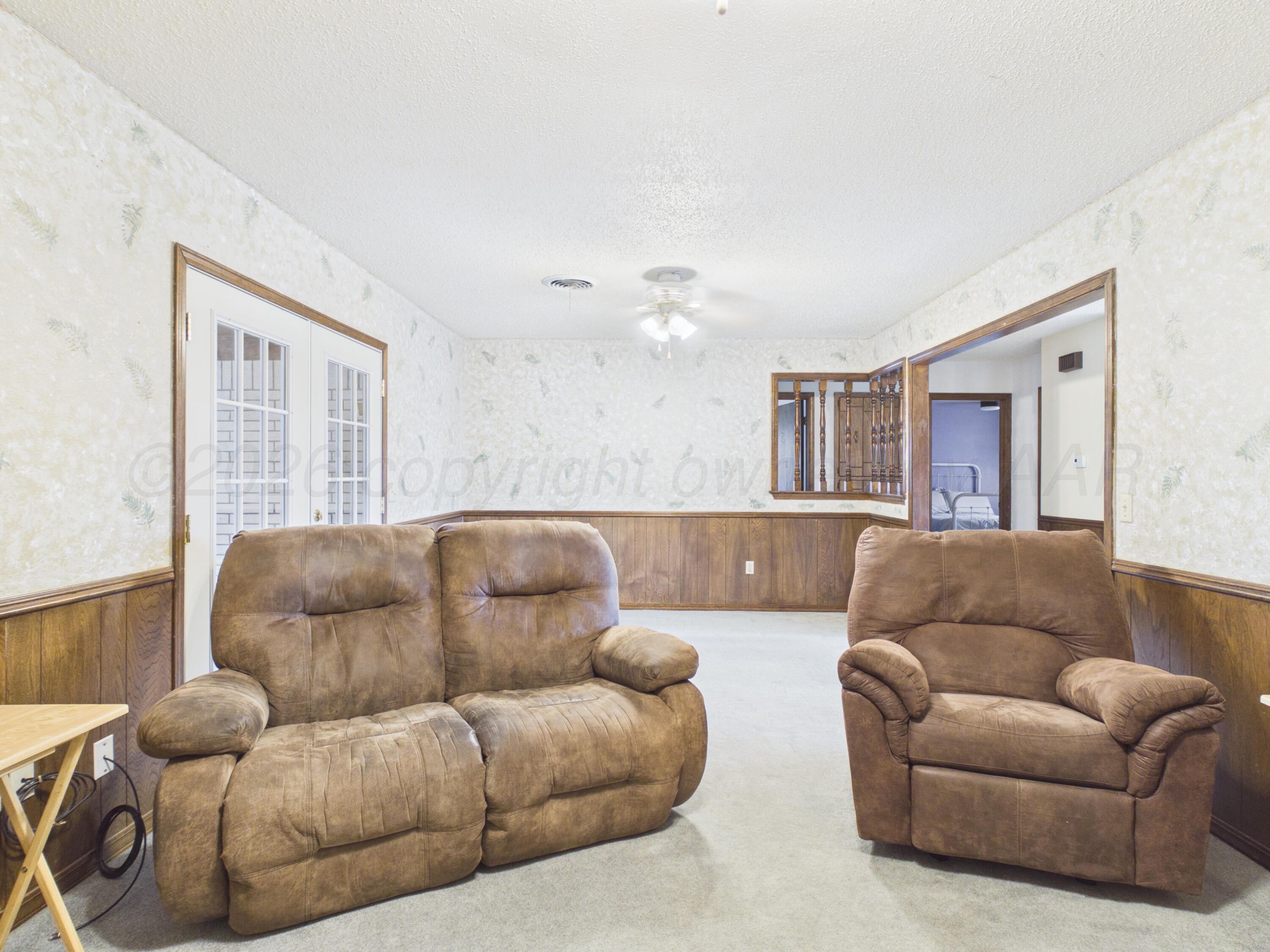 318 Cedar Avenue Property Photo 3