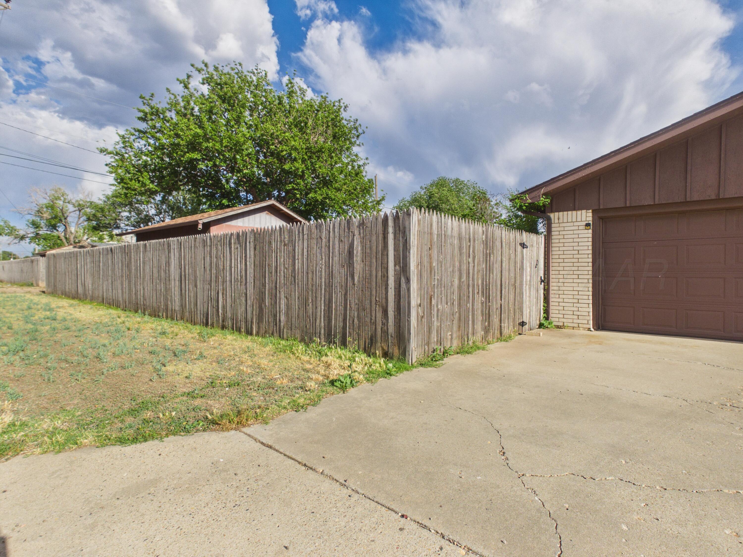 318 Cedar Avenue Property Photo 28