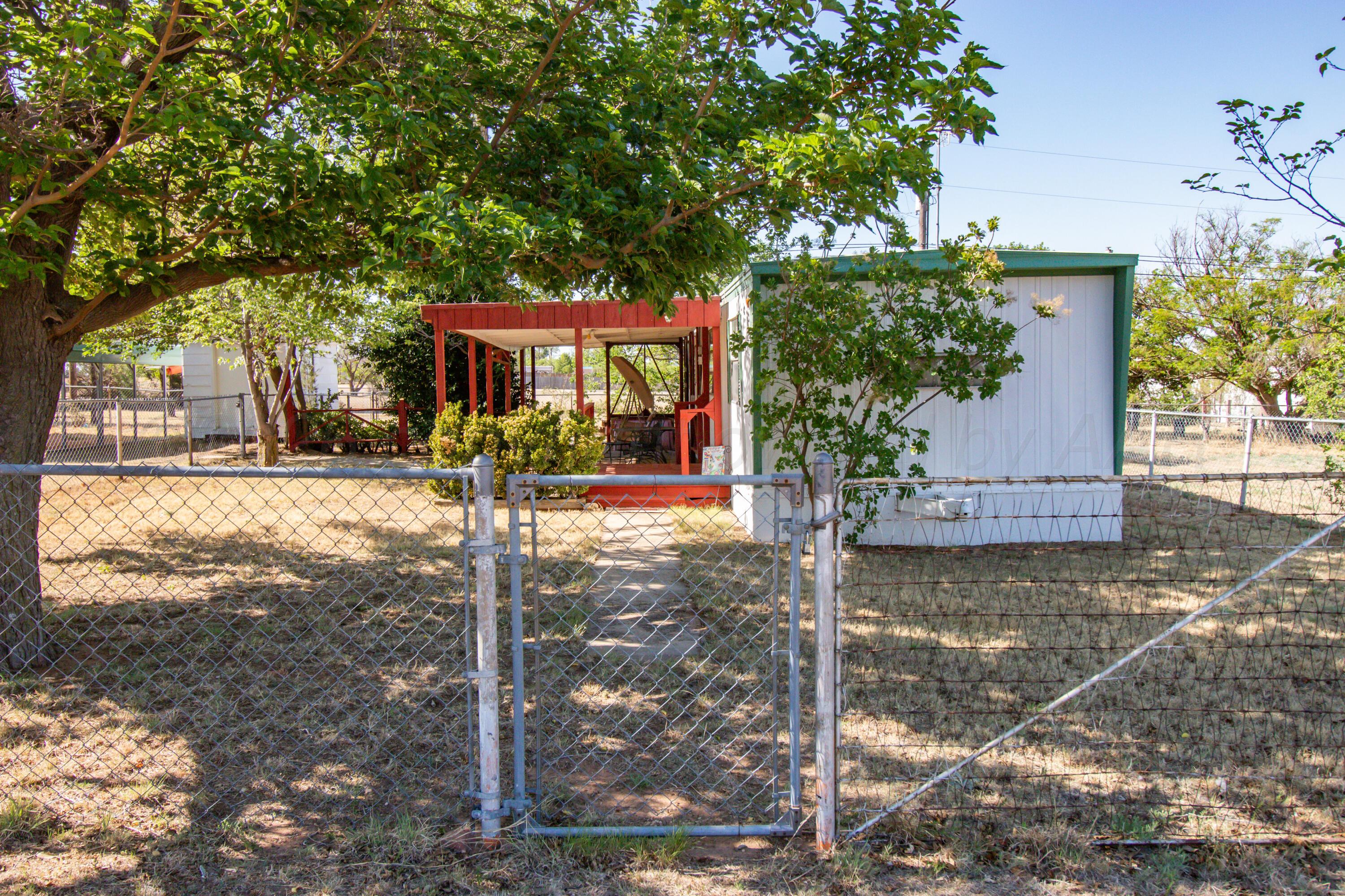 201 Janny Drive Property Photo 2