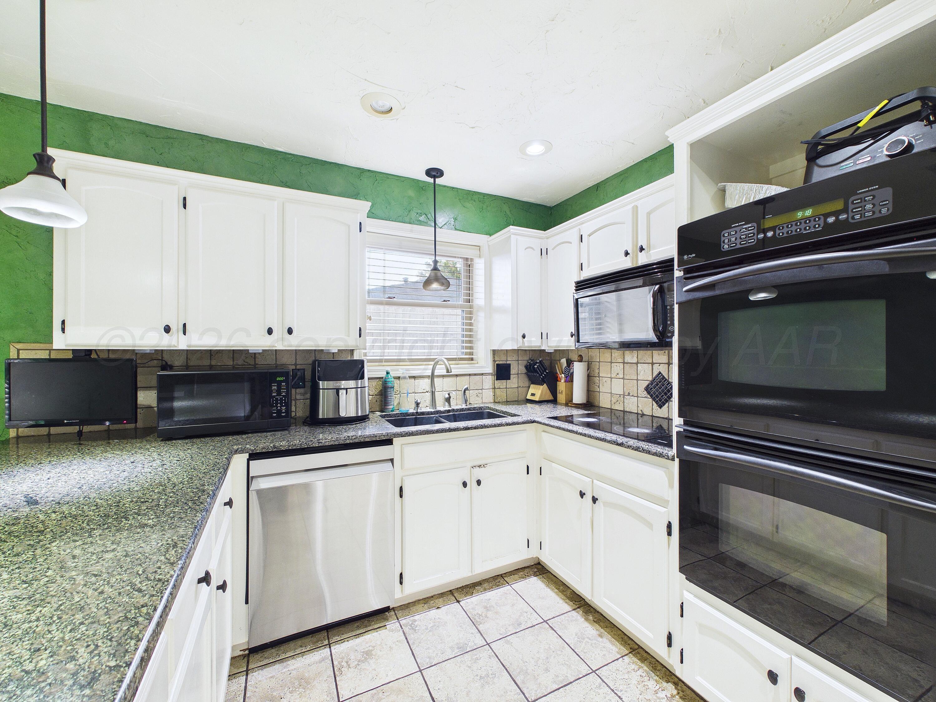 7810 Farrell Drive Property Photo 13