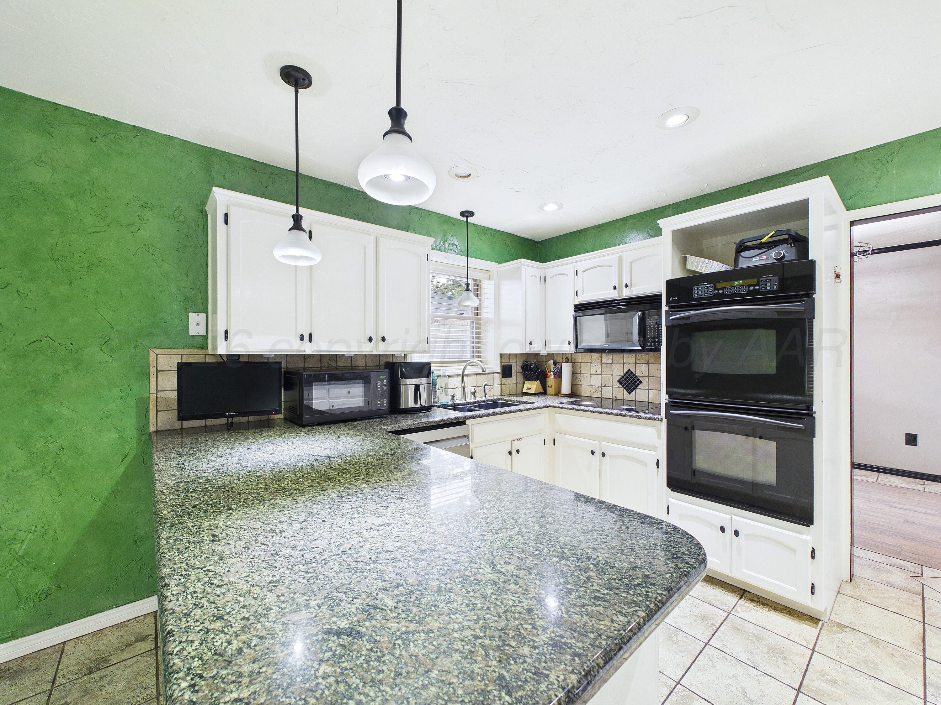 7810 Farrell Drive Property Photo 15