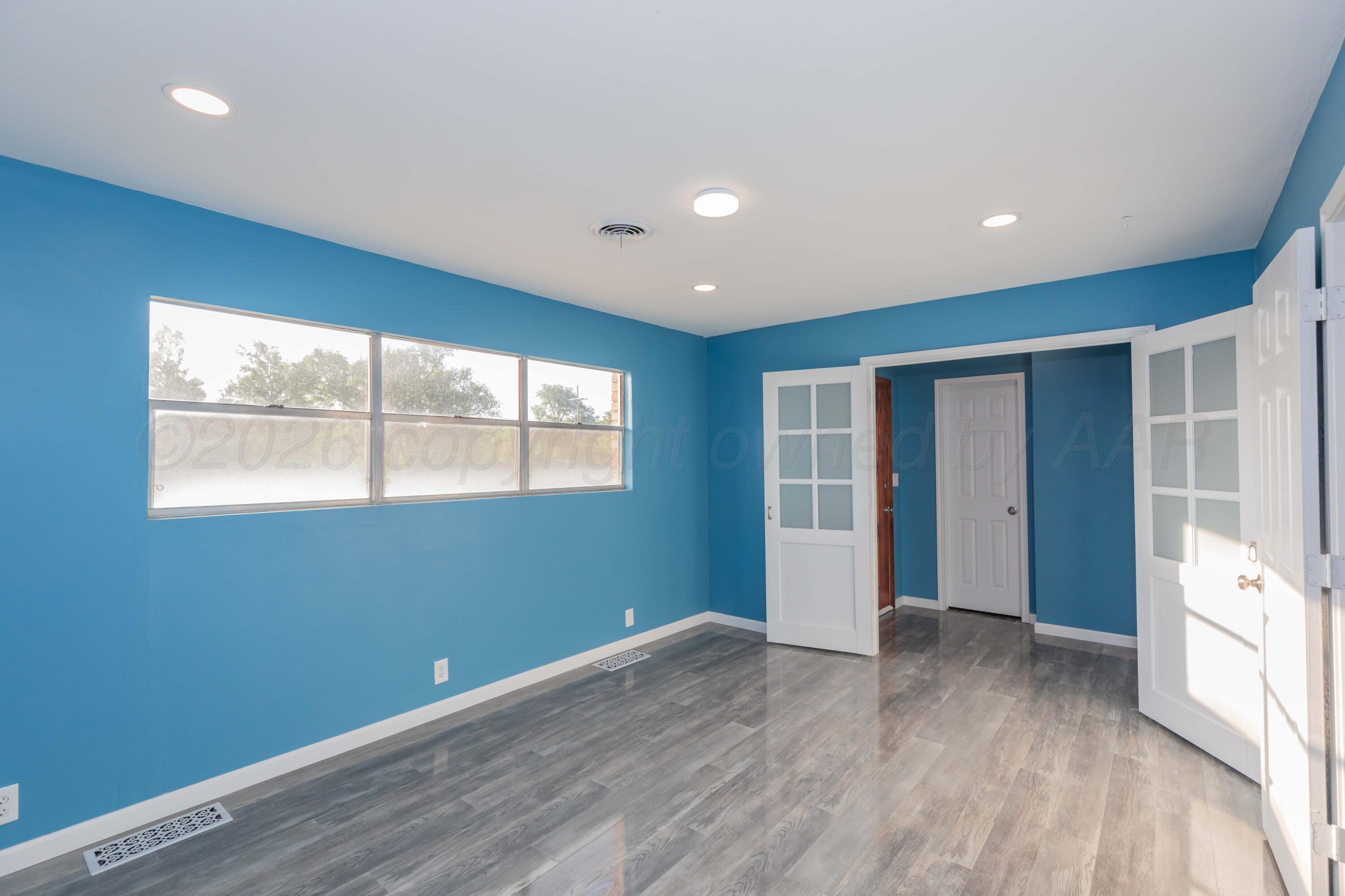2125 N Dogwood Lane Property Photo 8