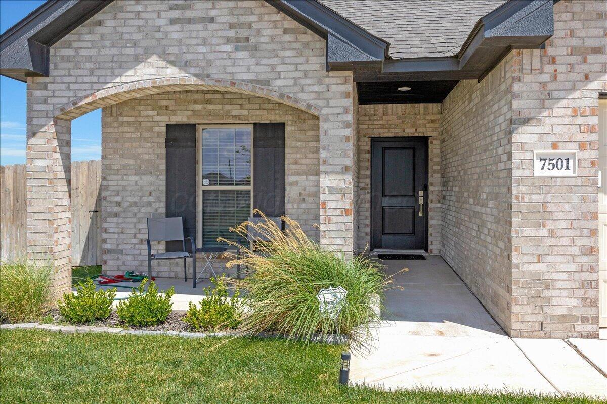 7501 Wellington Property Photo 3