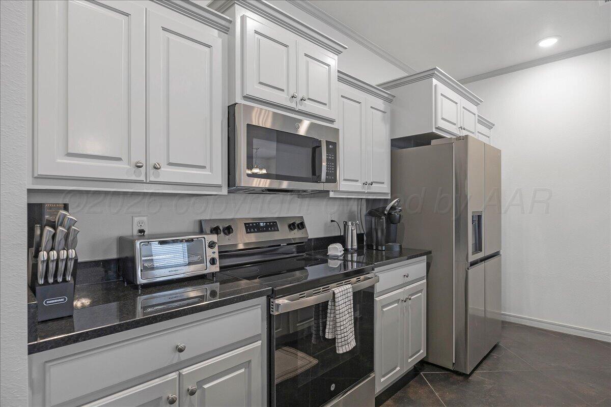 7501 Wellington Property Photo 4